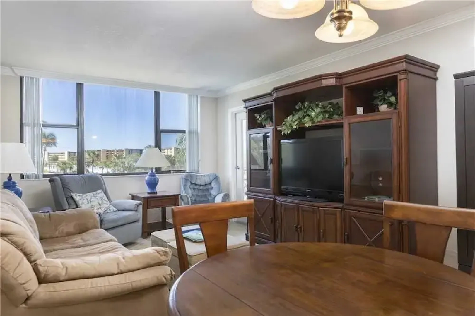 Harbor Towers Yacht & Racquet 324 - One Bedroom Condo