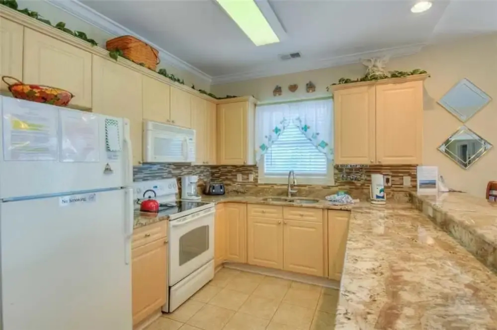 Magnolia Pointe 401-4894 by RedAwning