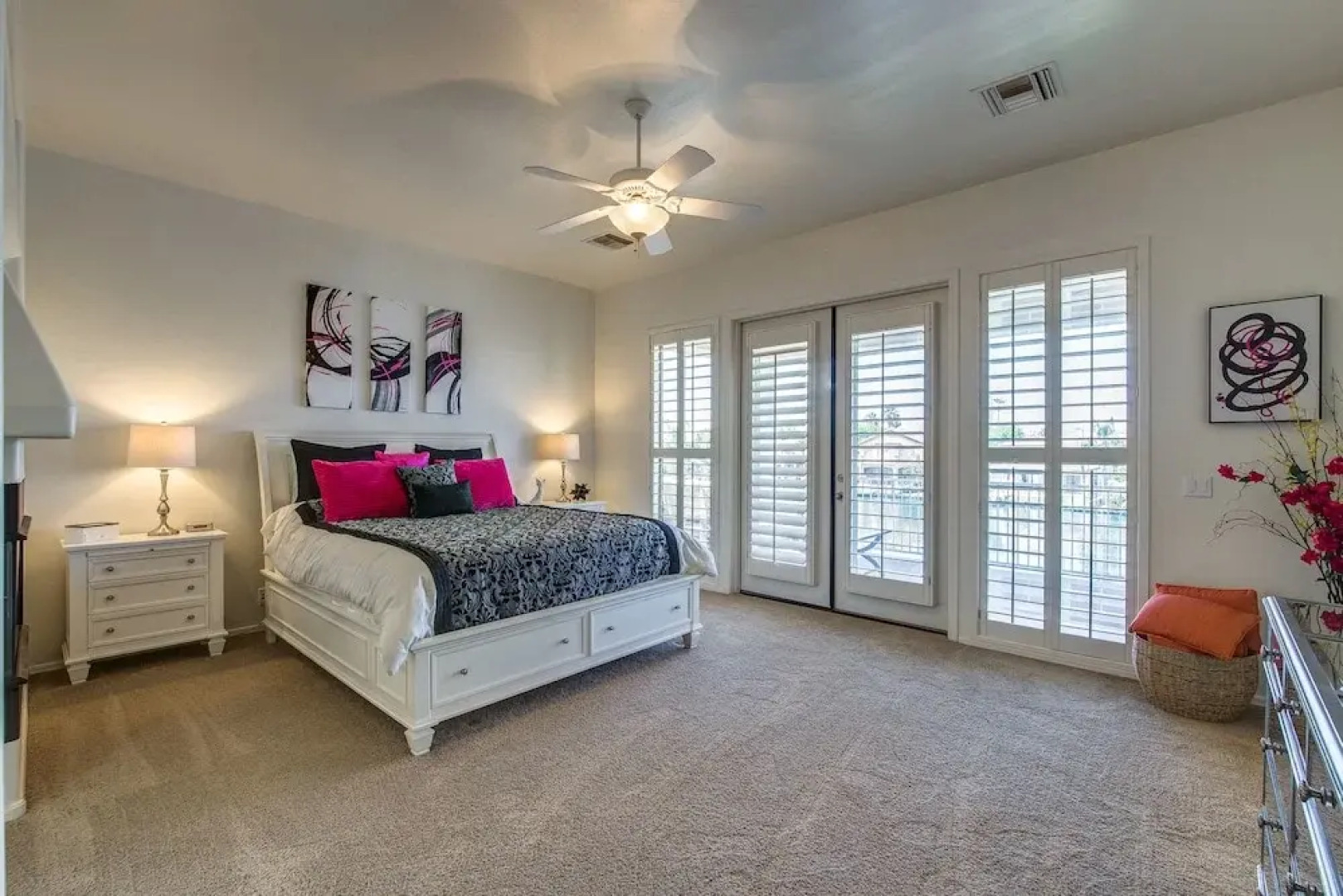 Freeport - 4 Br home by RedAwning