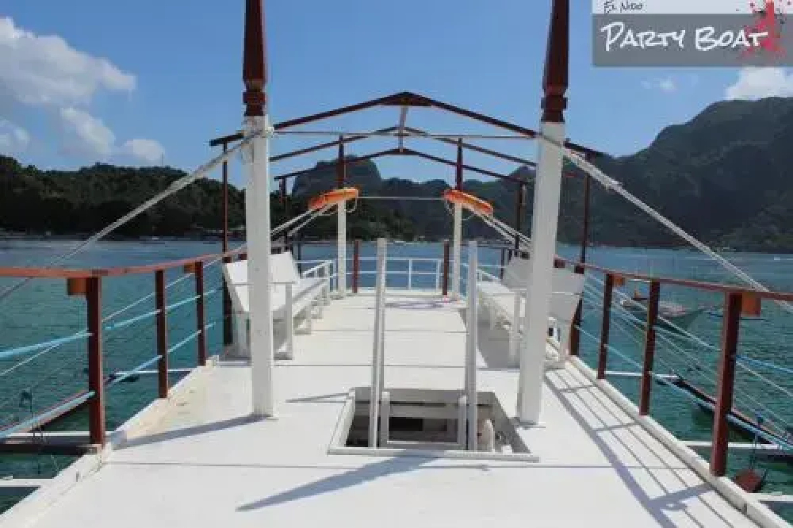 El Nido Party Boat Overnight Expeditions