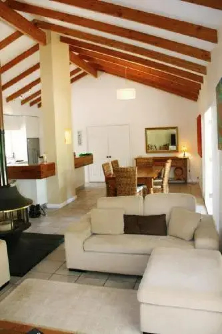 Llewellin's Guest House