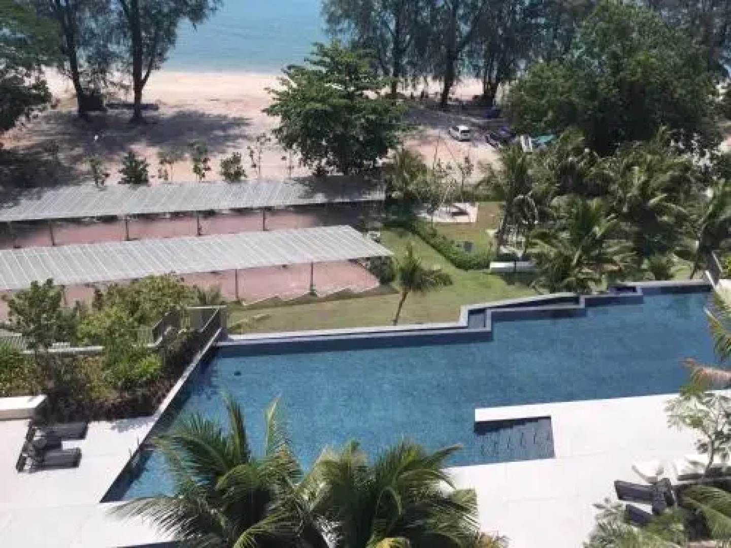 By The Sea-Panoramic Seaview Luxury Suite