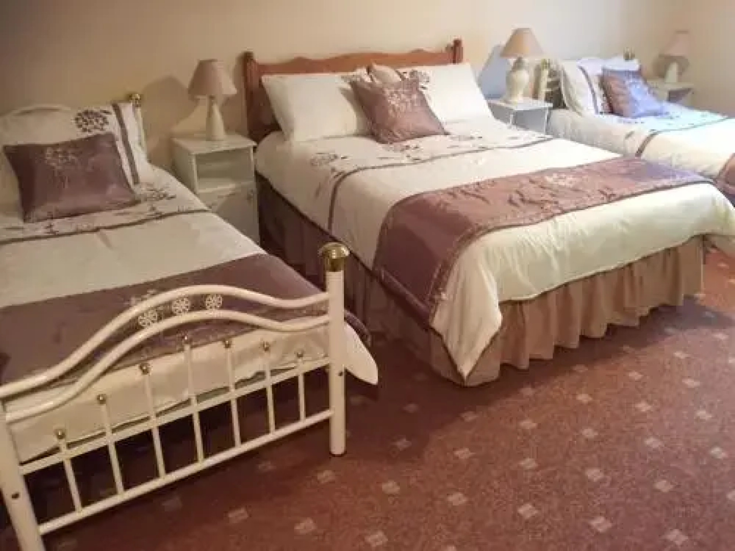 Lakemount House B&B