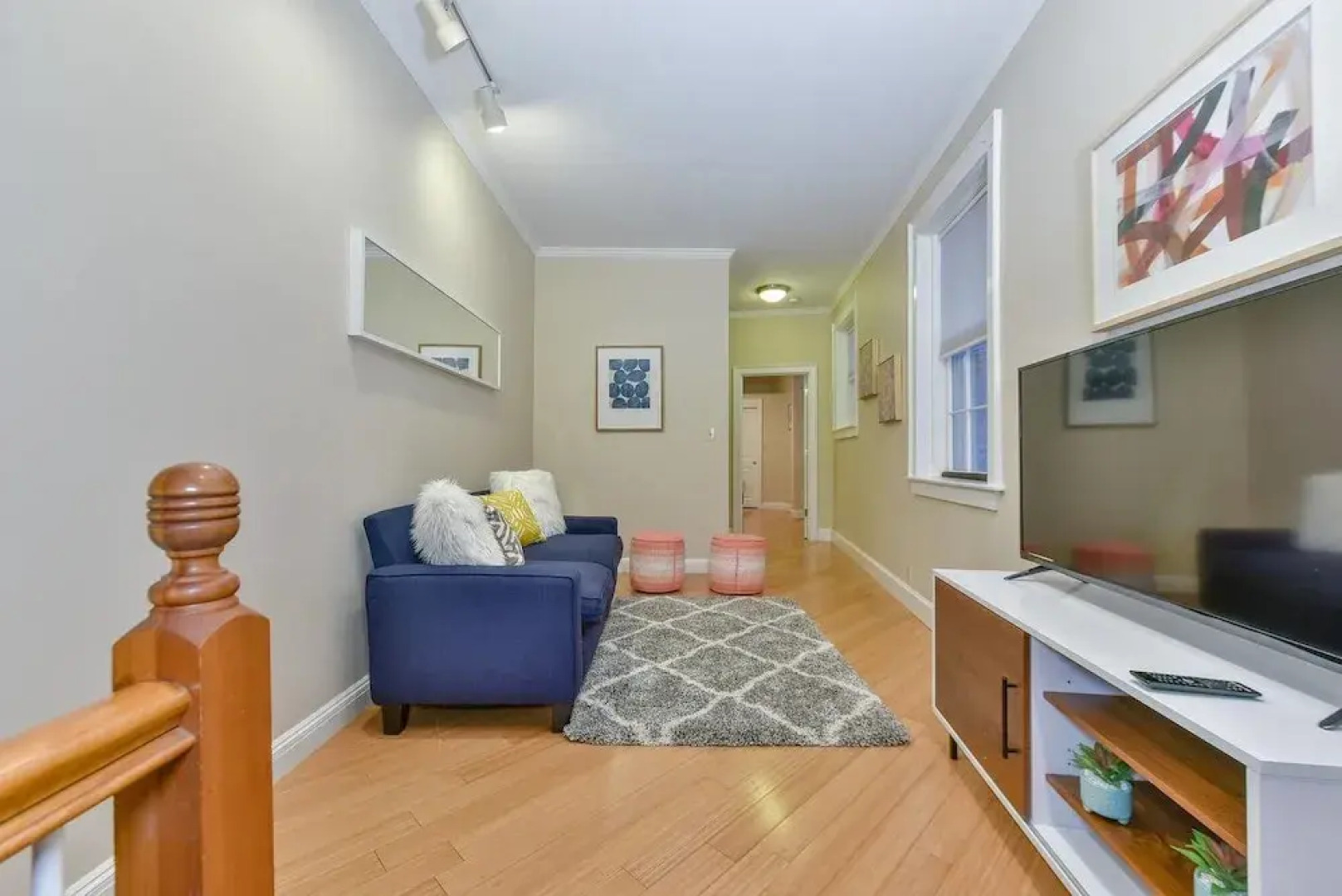 Spacious 1 BR Apt in Beacon Hill by Domio