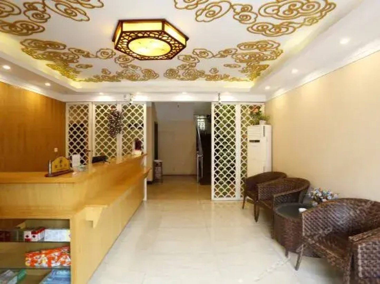 Huamushen Holiday Hotel