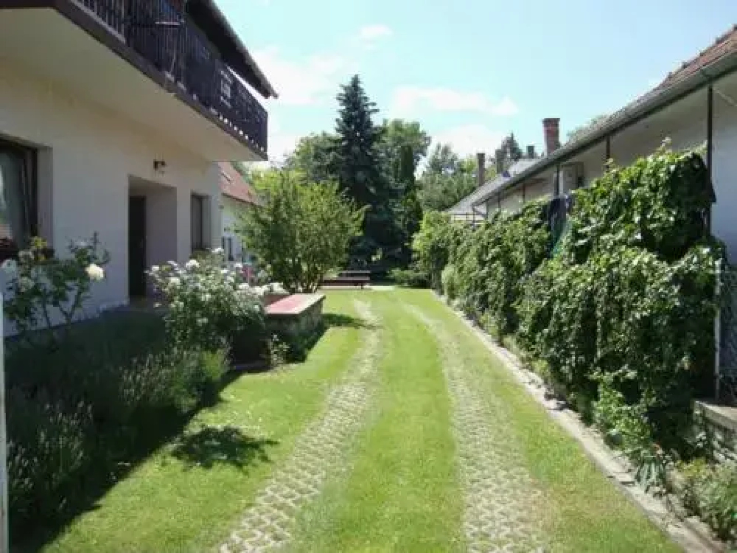 Gyöngyvirág Vendégház