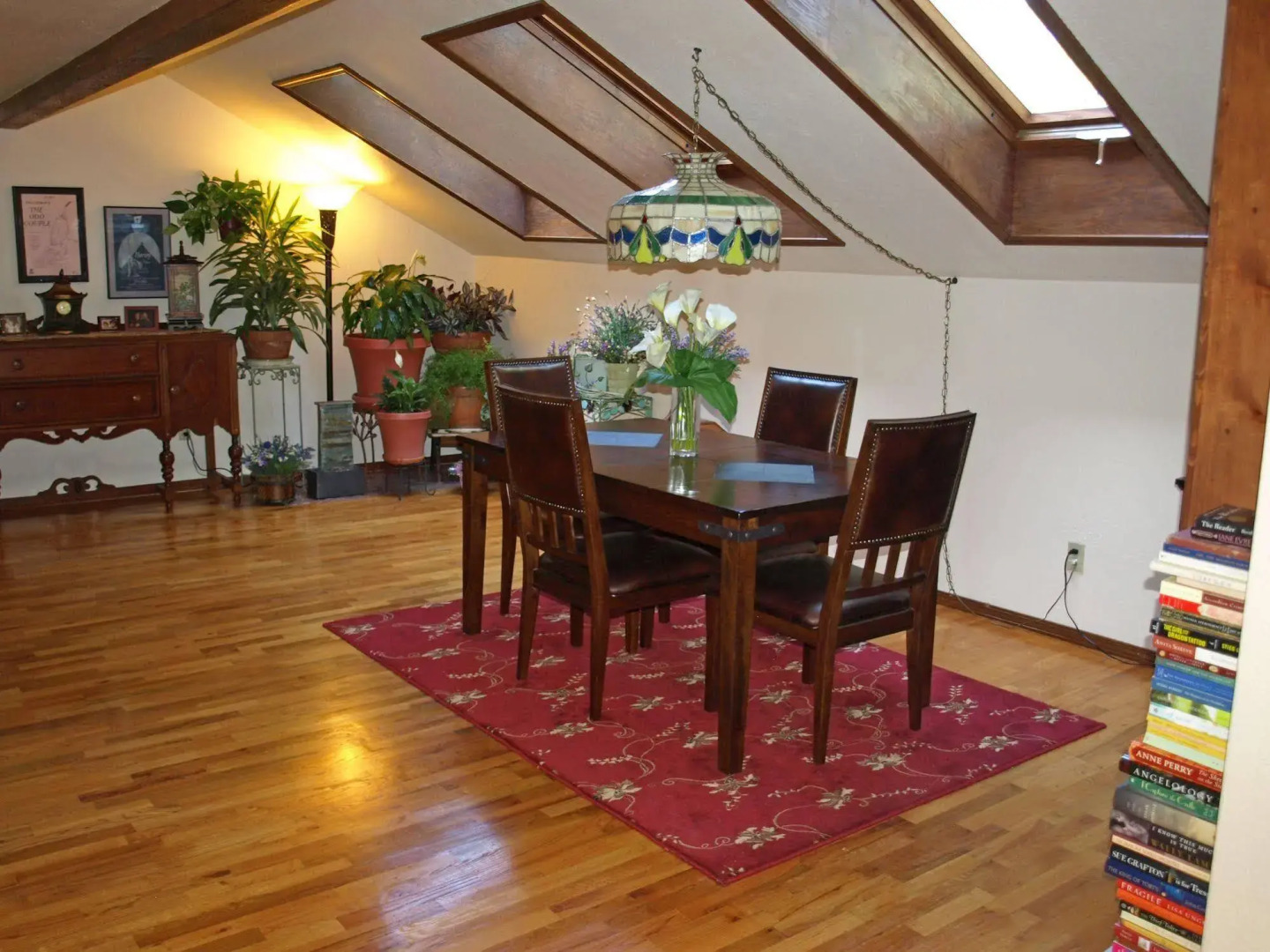 Whispering Pines Inn