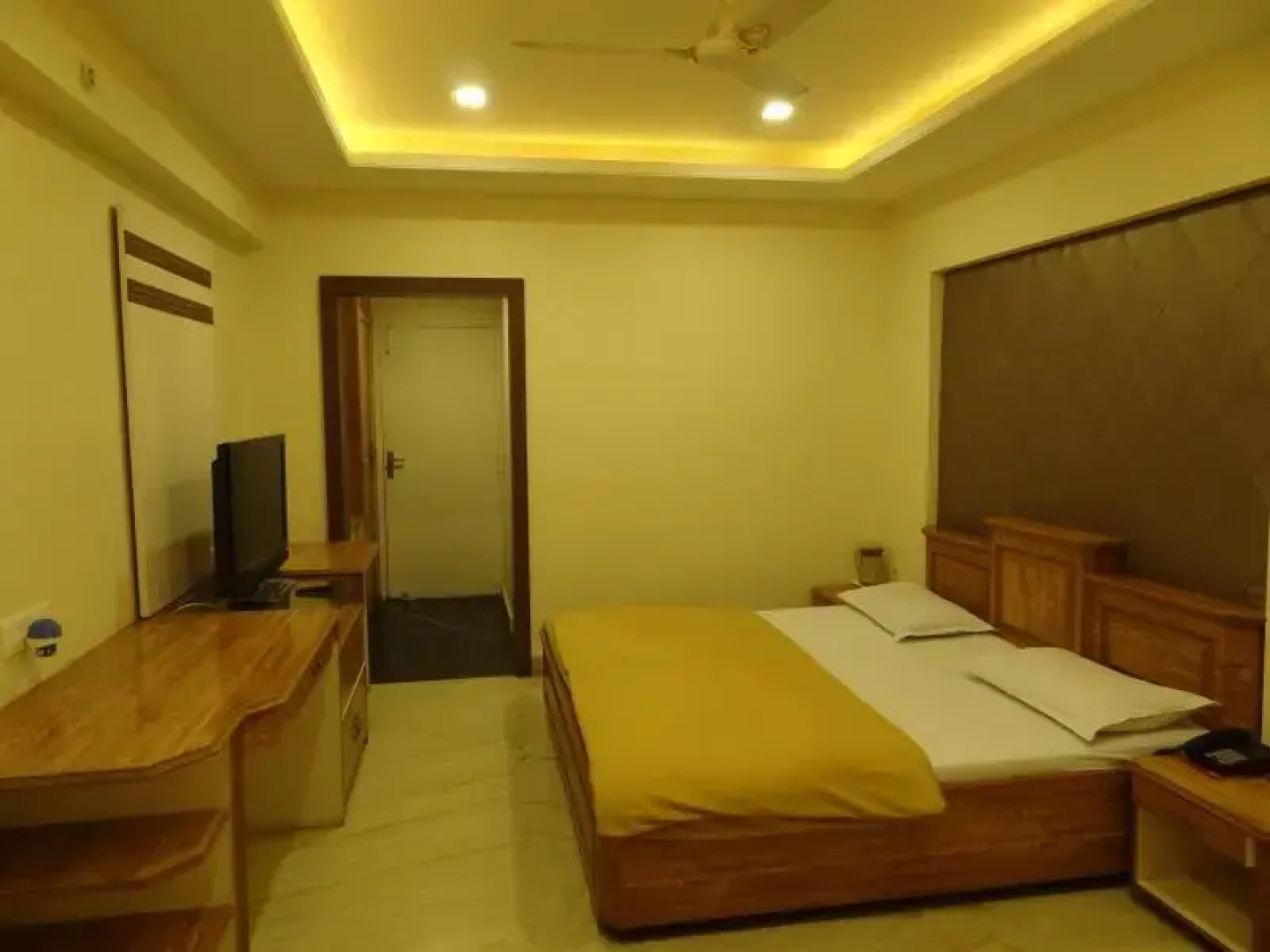 Hotel Ajanta Palace