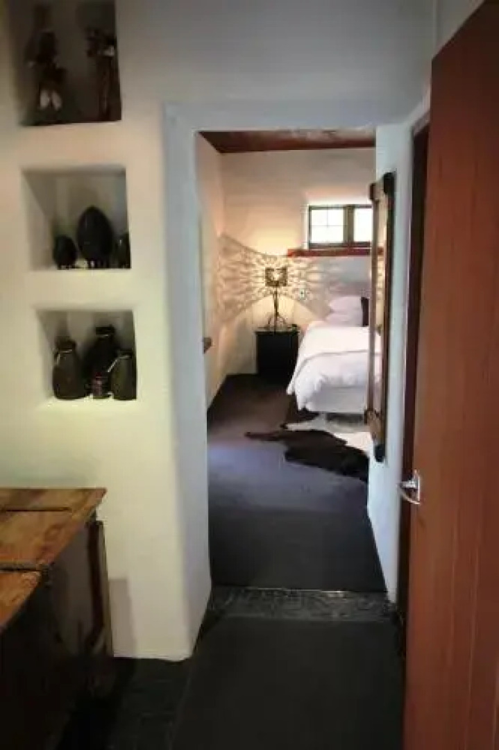 The Paddock Straw Bale Luxury Holiday House