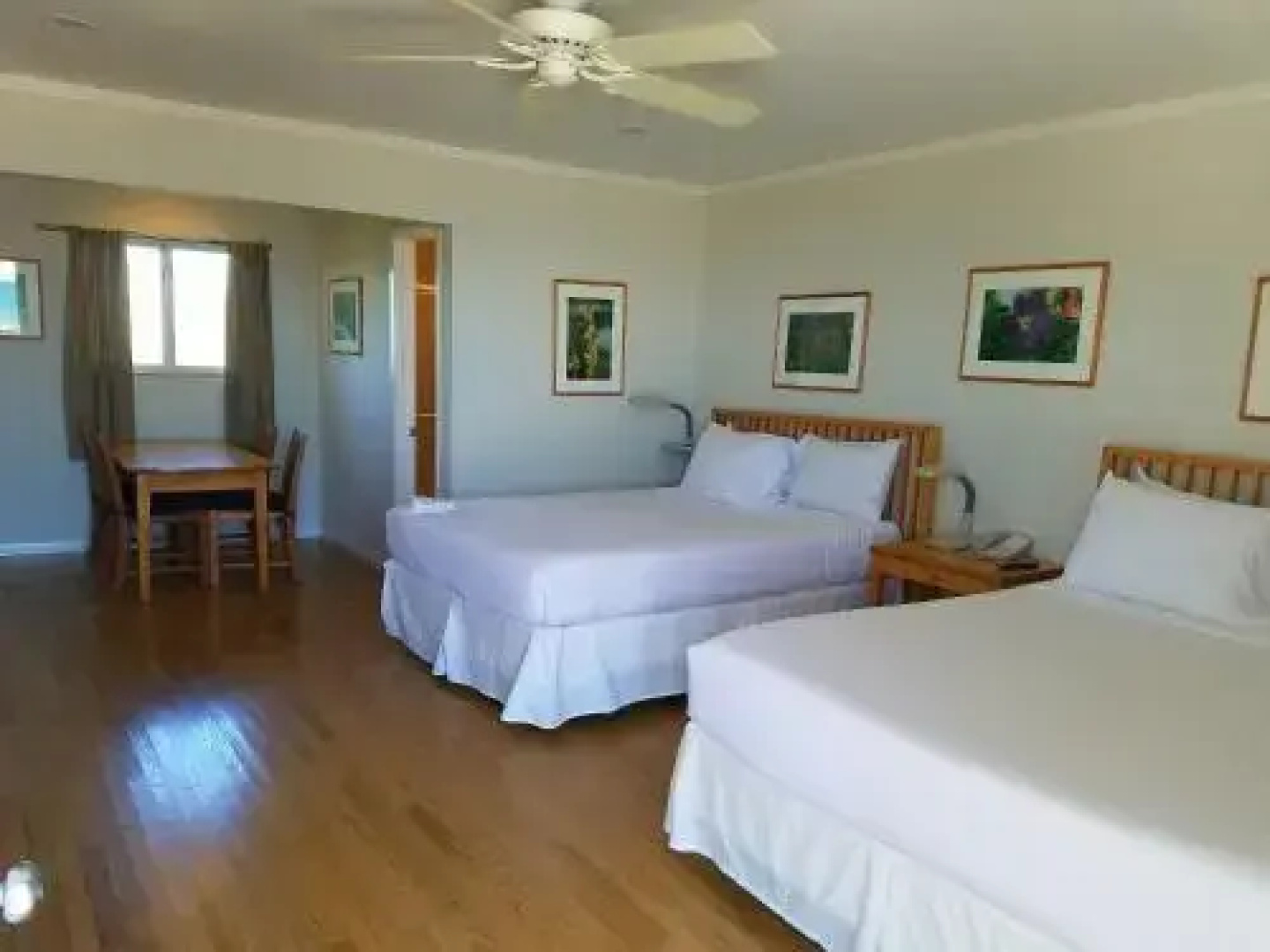 White Sands Motel