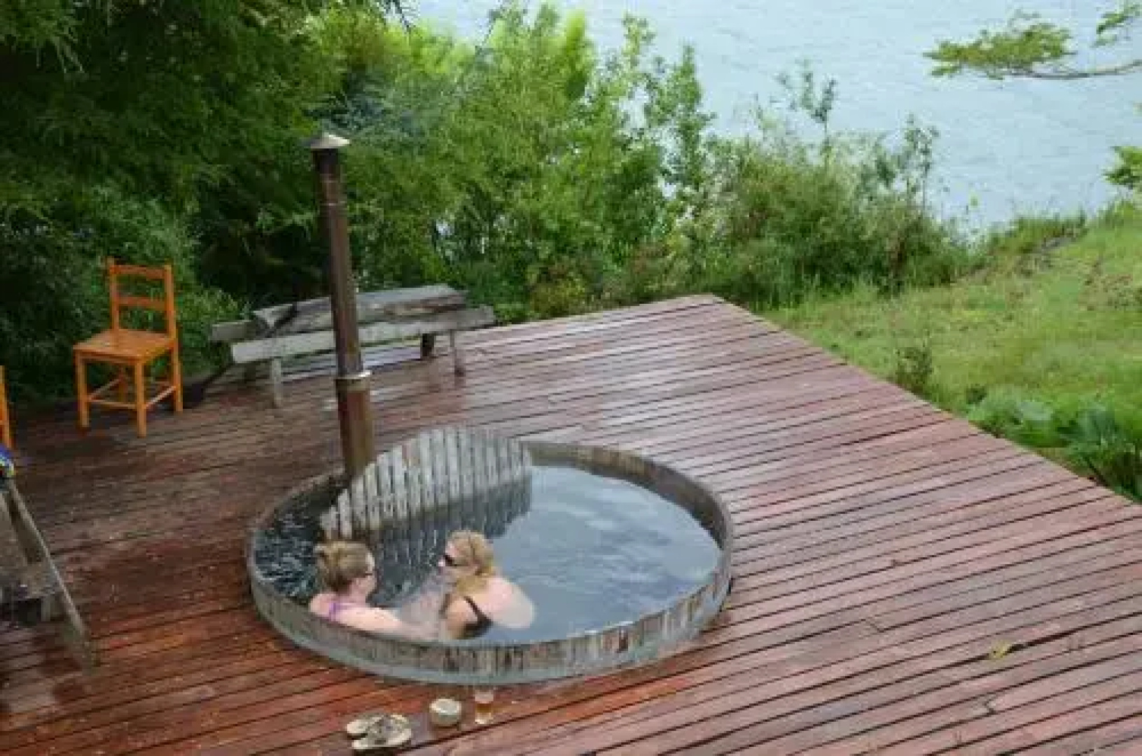 Isla Bruja Lodge
