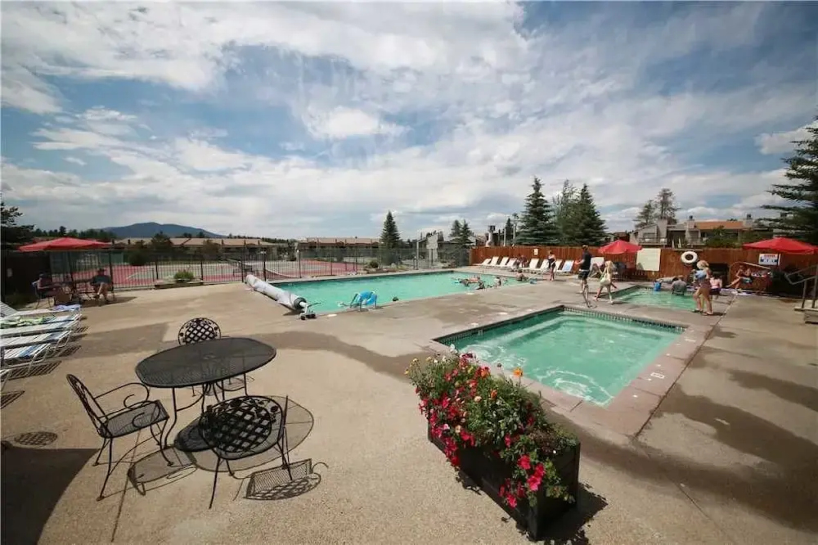Meadow Ridge 08-01 - 2 Br Condo