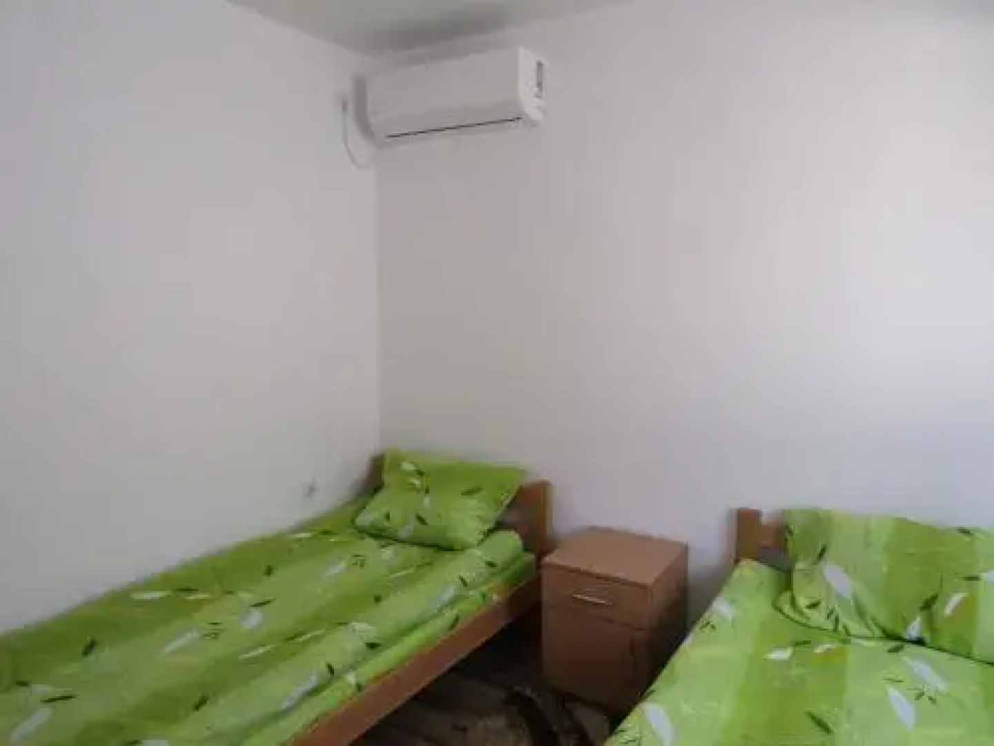 Apartment and rooms Konak