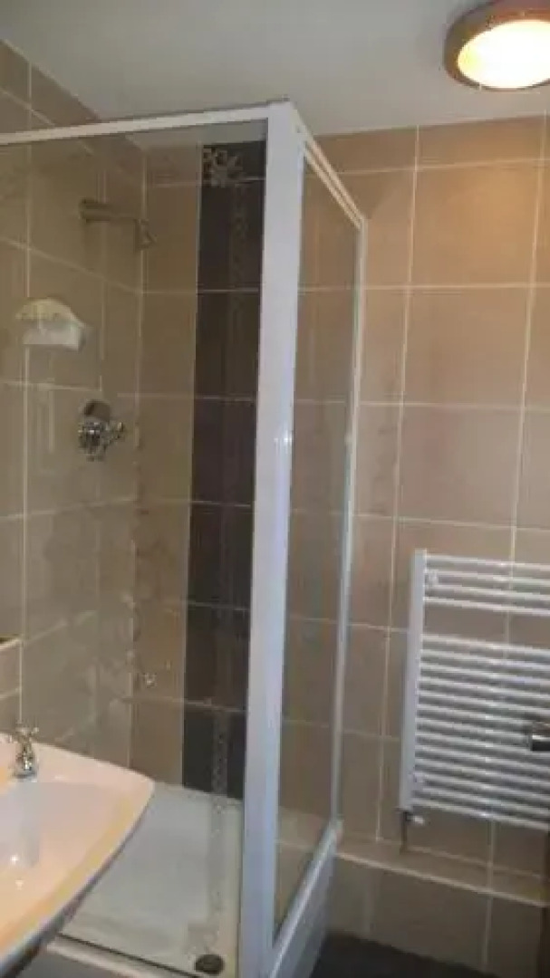 Gratton Lodge Guest House