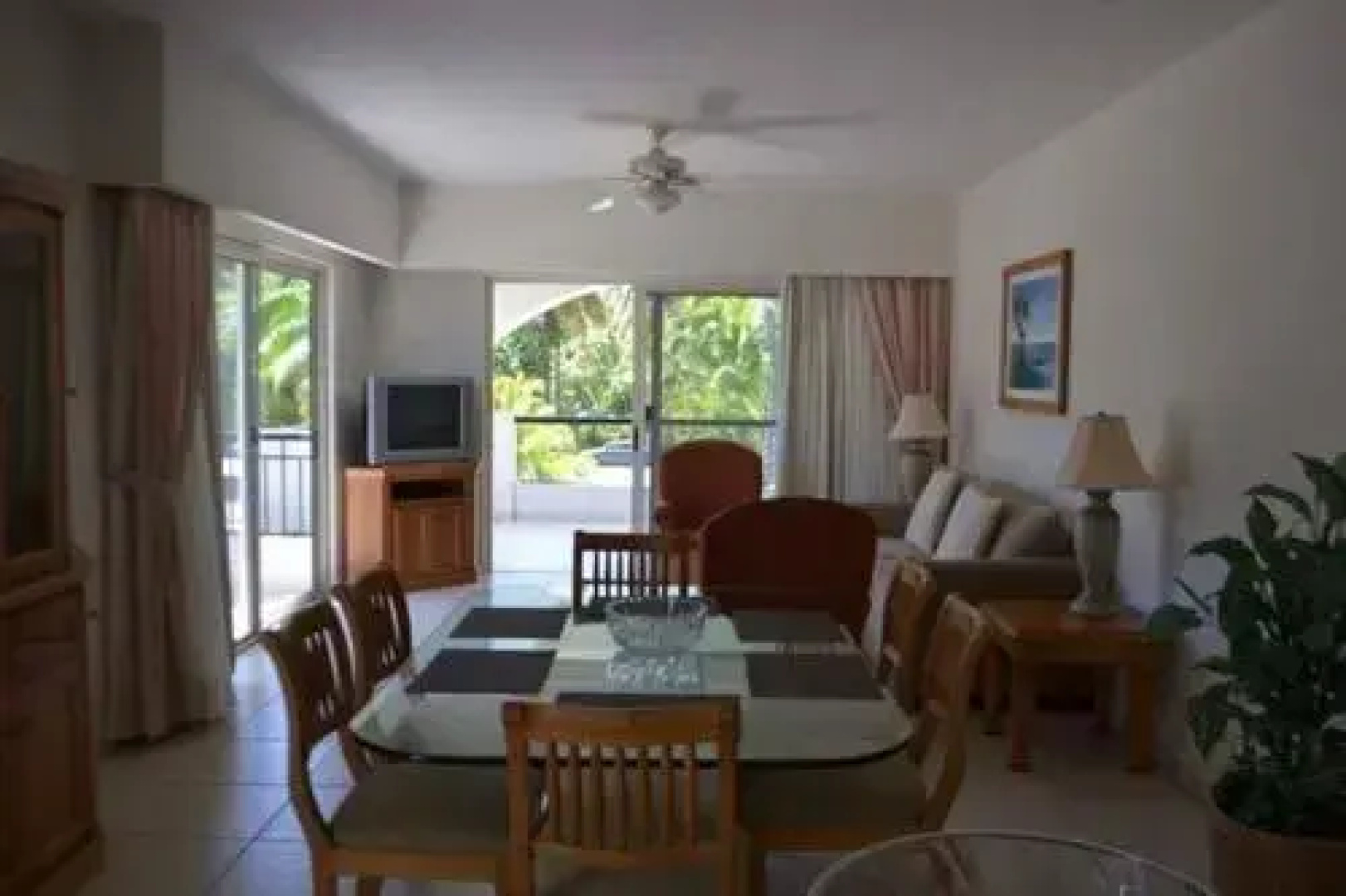 Unlimited Luxury Villas - Gran Marina Condo