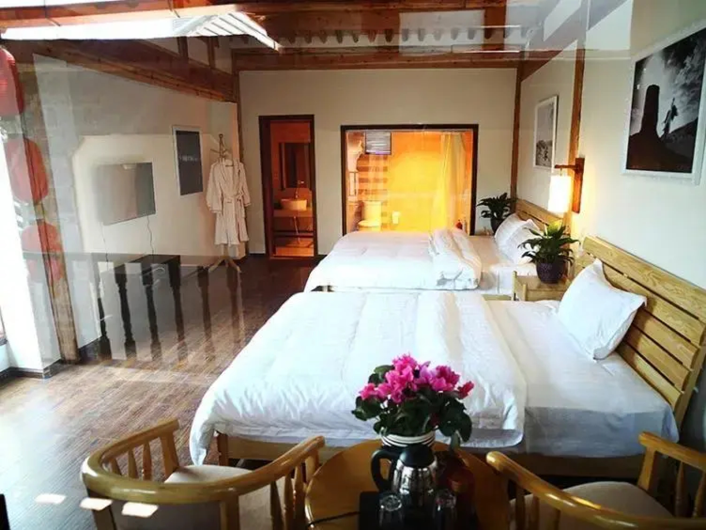Lijiang Zuoanjiari Inn