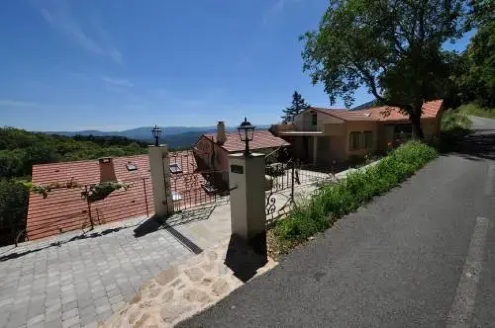 Les Coumayres
