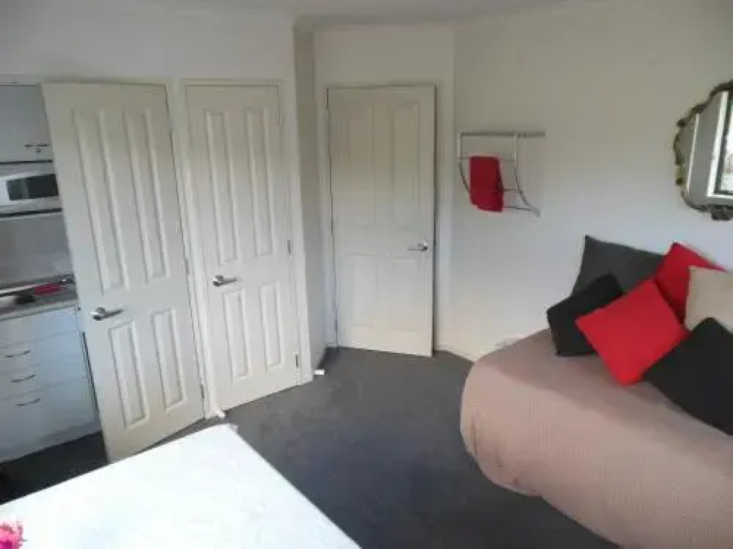 Silverdale Garden Stay
