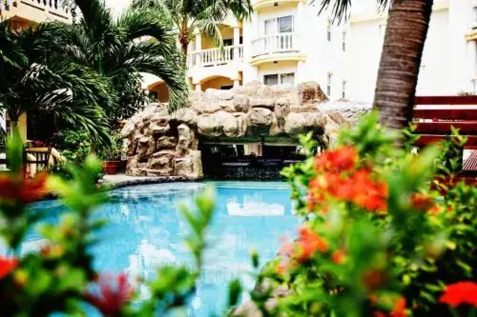 Pelican Reef Villas Resort