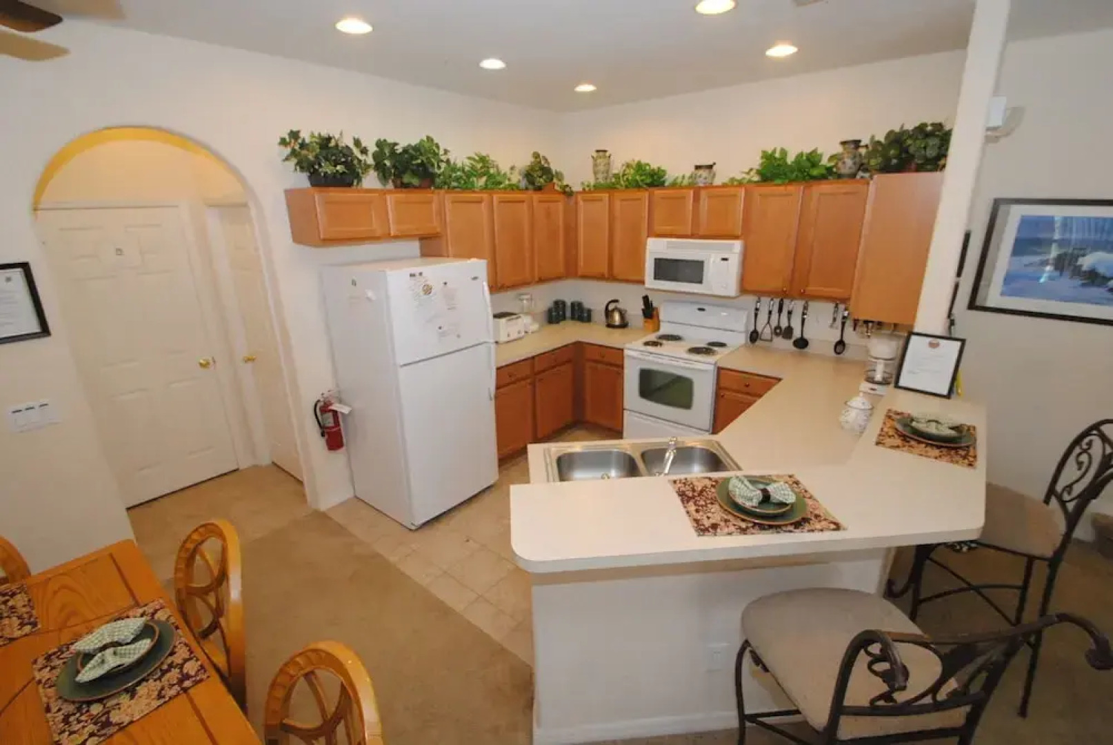 16606LBL Atlantis Villa 4 Br villa by RedAwning