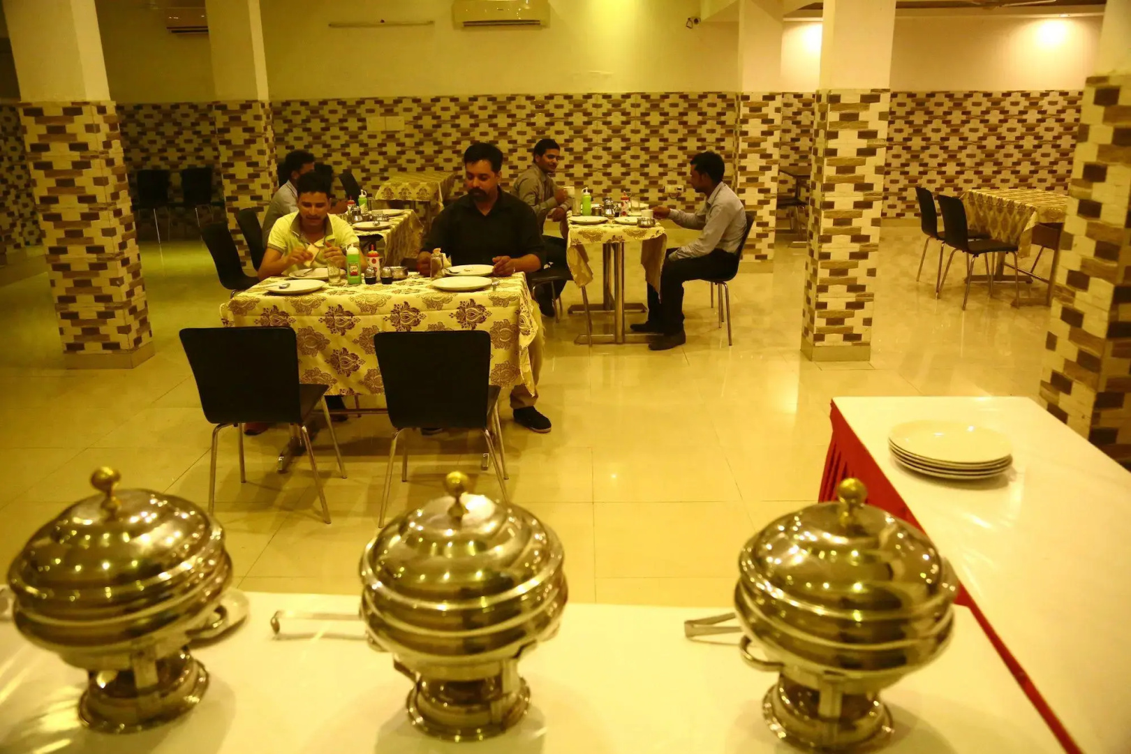 OYO Premium Cyber Hub