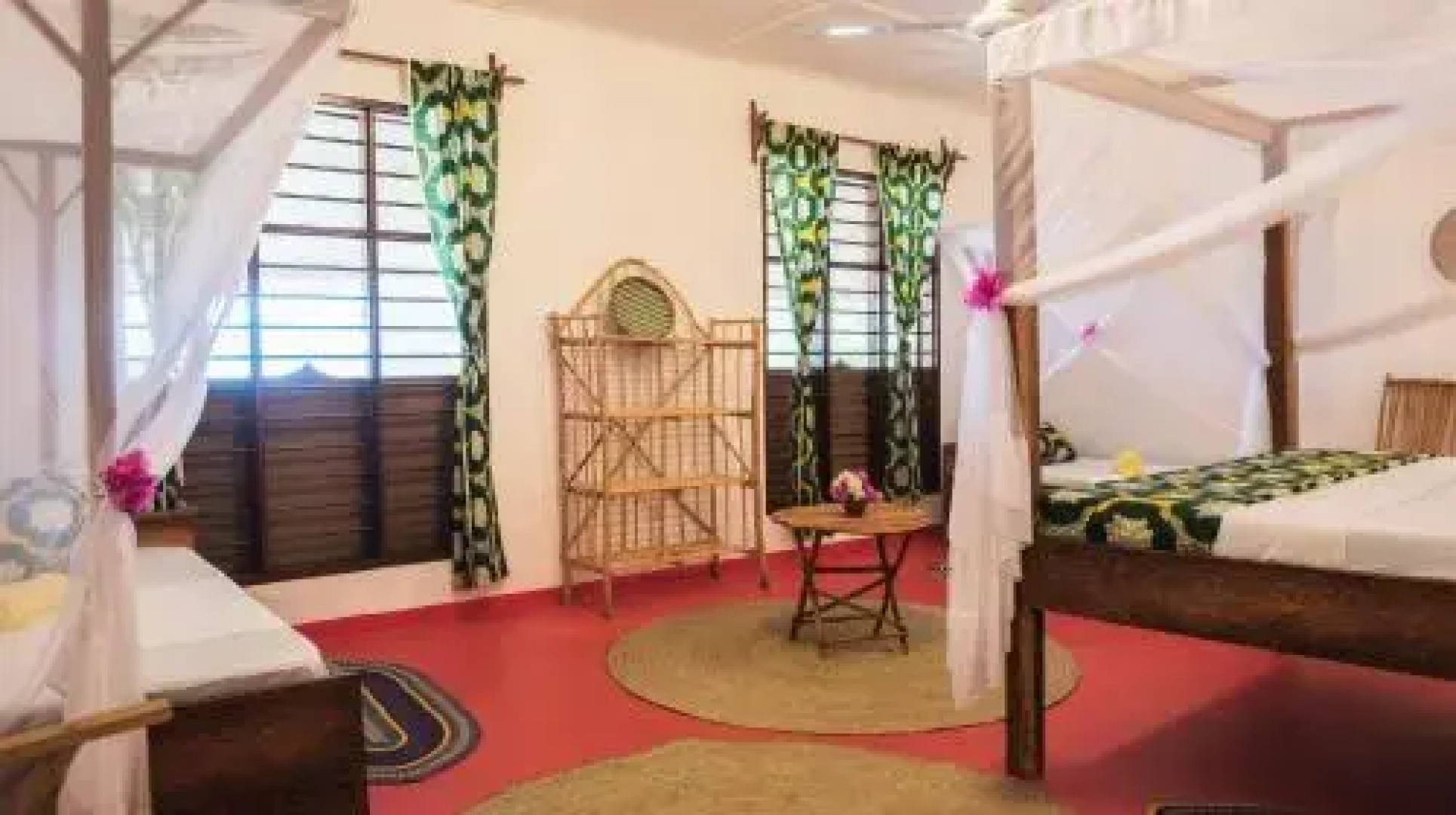 Maji Lodge
