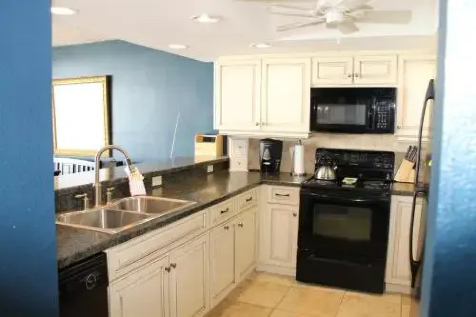Pier House 402