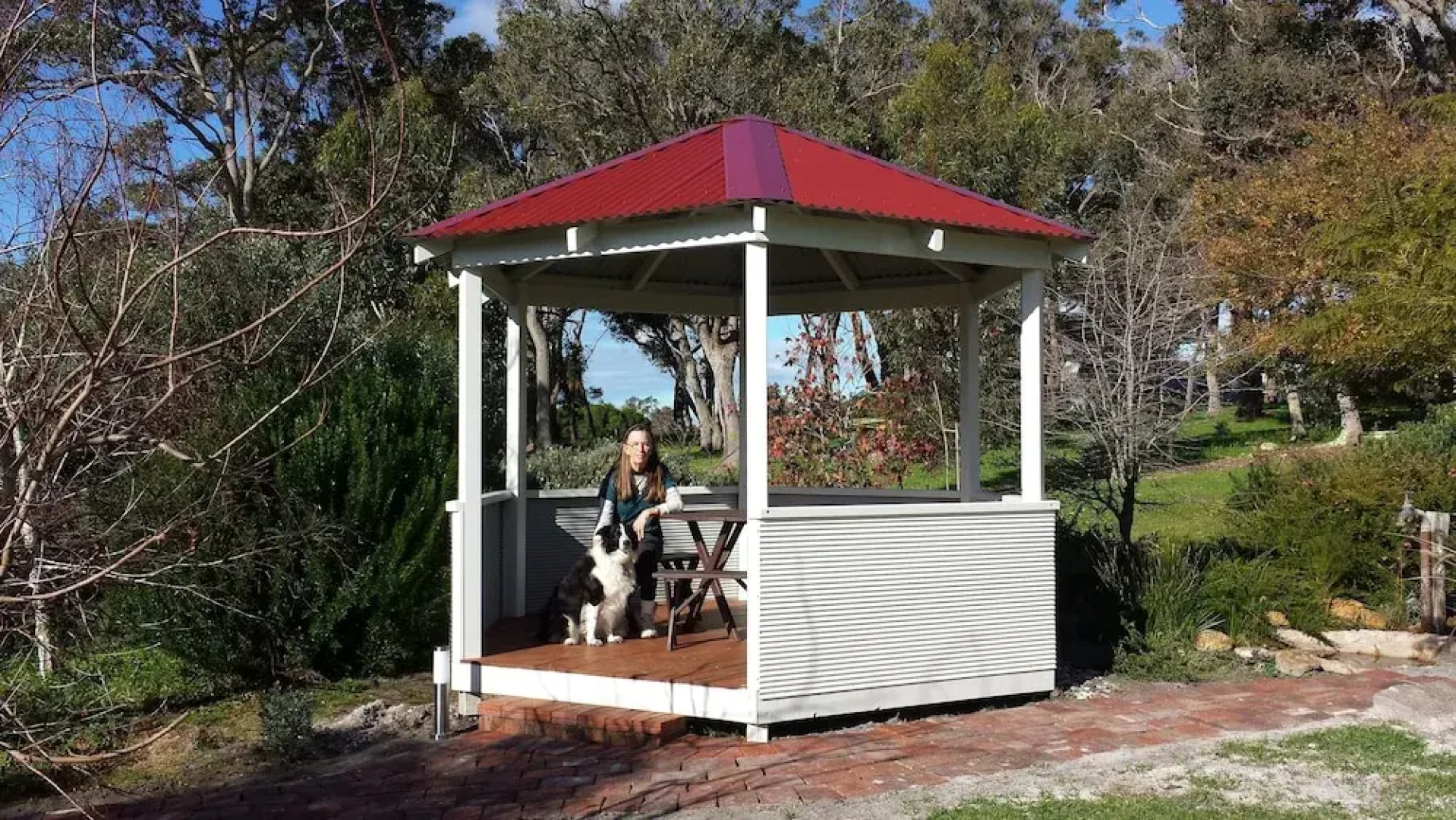 Glenelg on King Bed & Breakfast