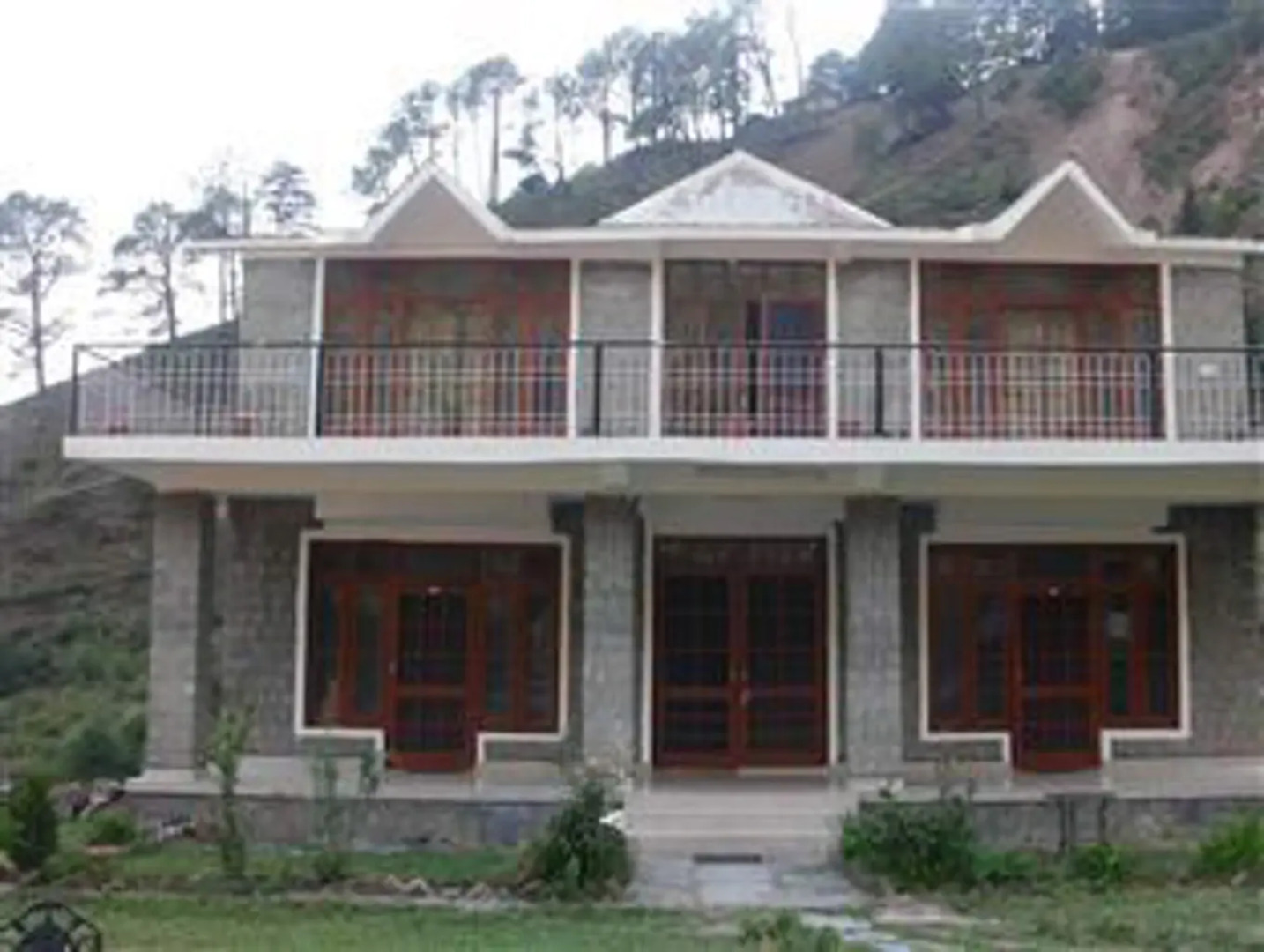 UNA Comfort Great Himalayan Adventure Resort