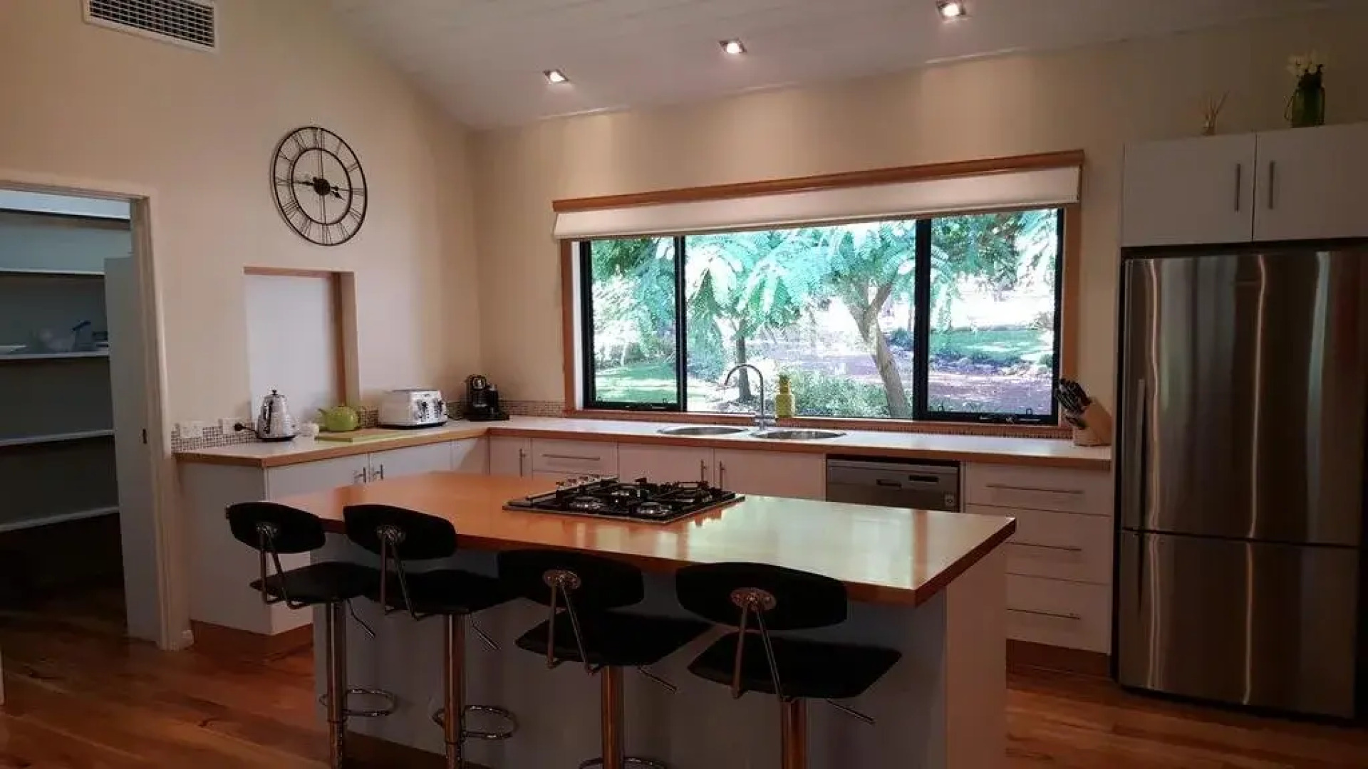 Mistover Valley Yallingup