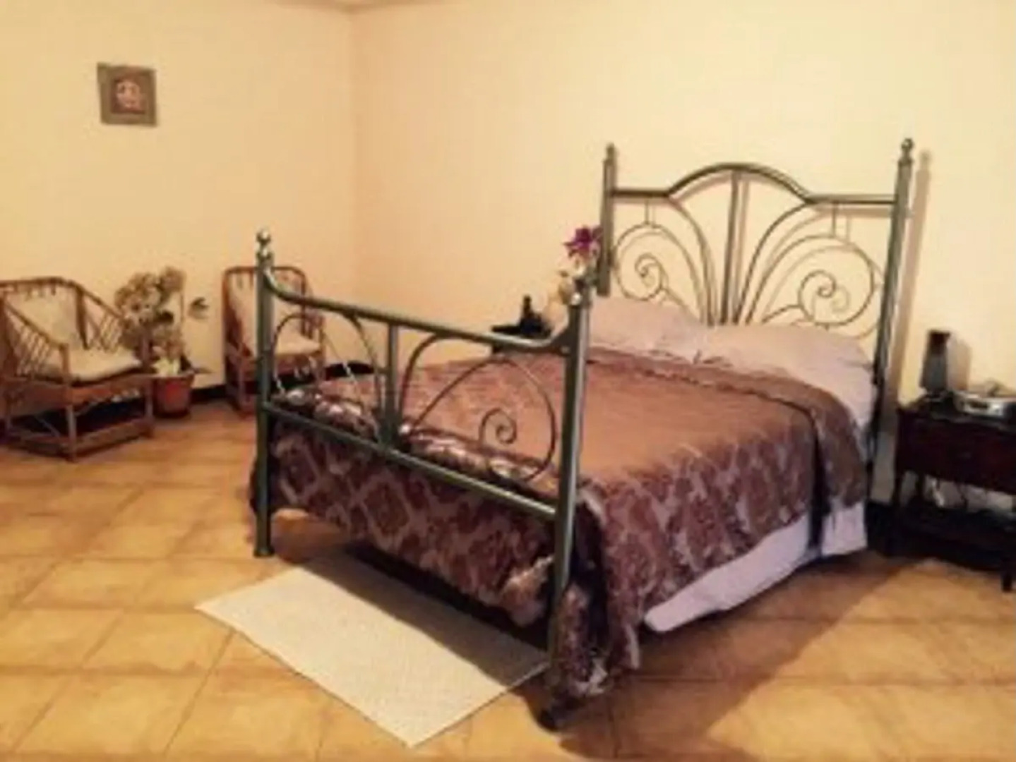 Ailanto San Jose B&B