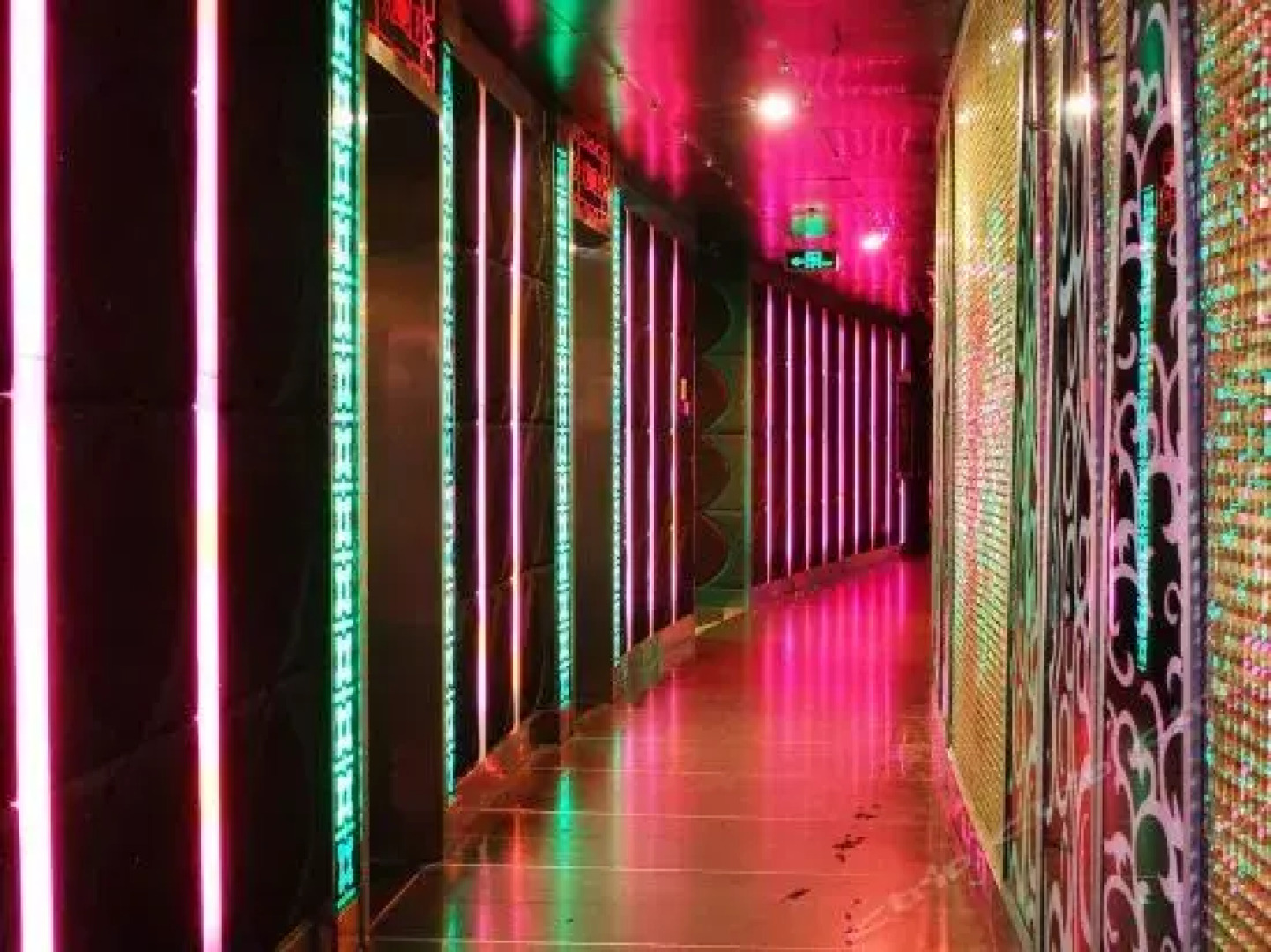 Nanan Shuitou Jinming Hotel