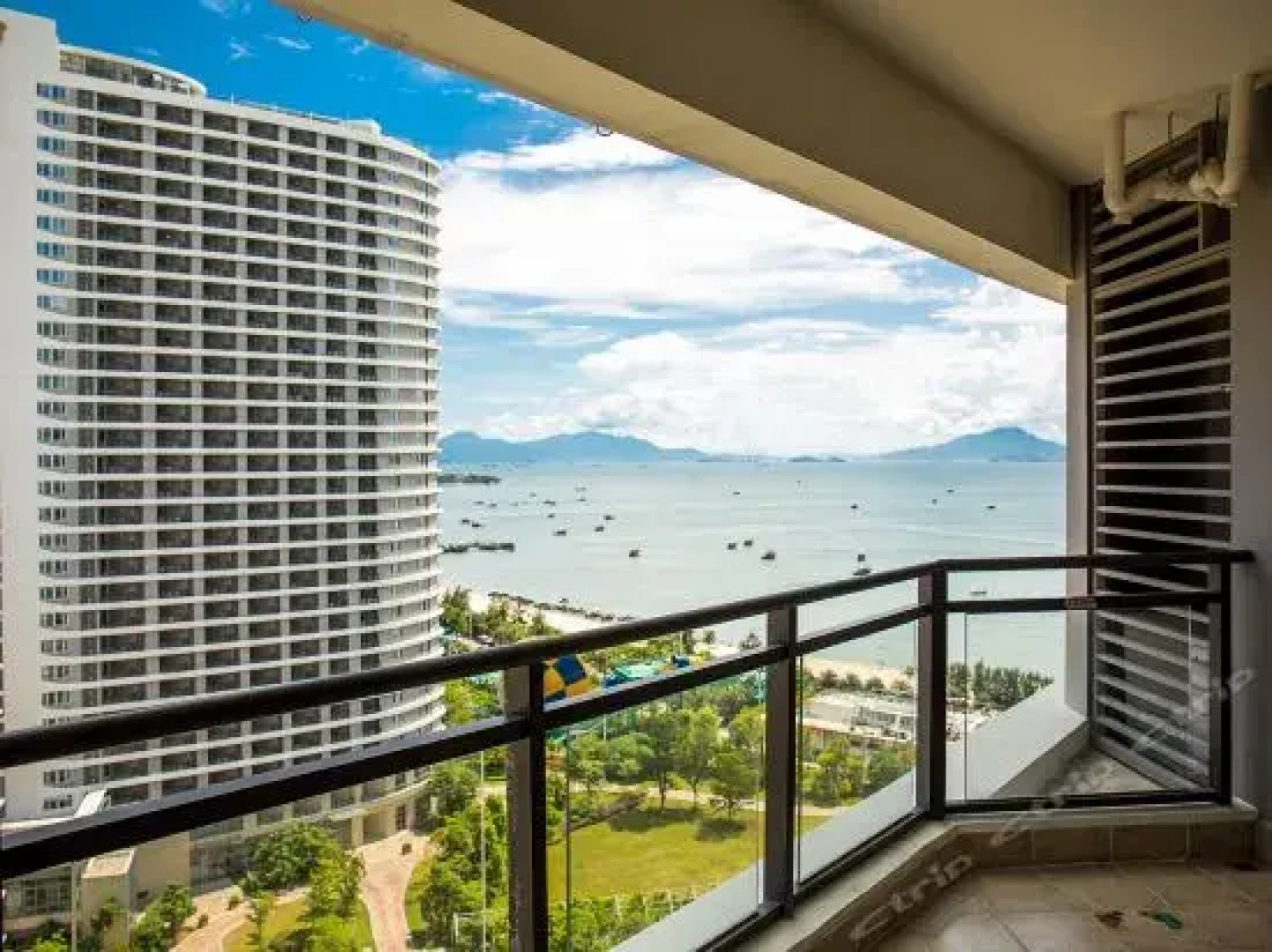 Fenghuang Shanshui Sea Park Seaview Holiday Hotel