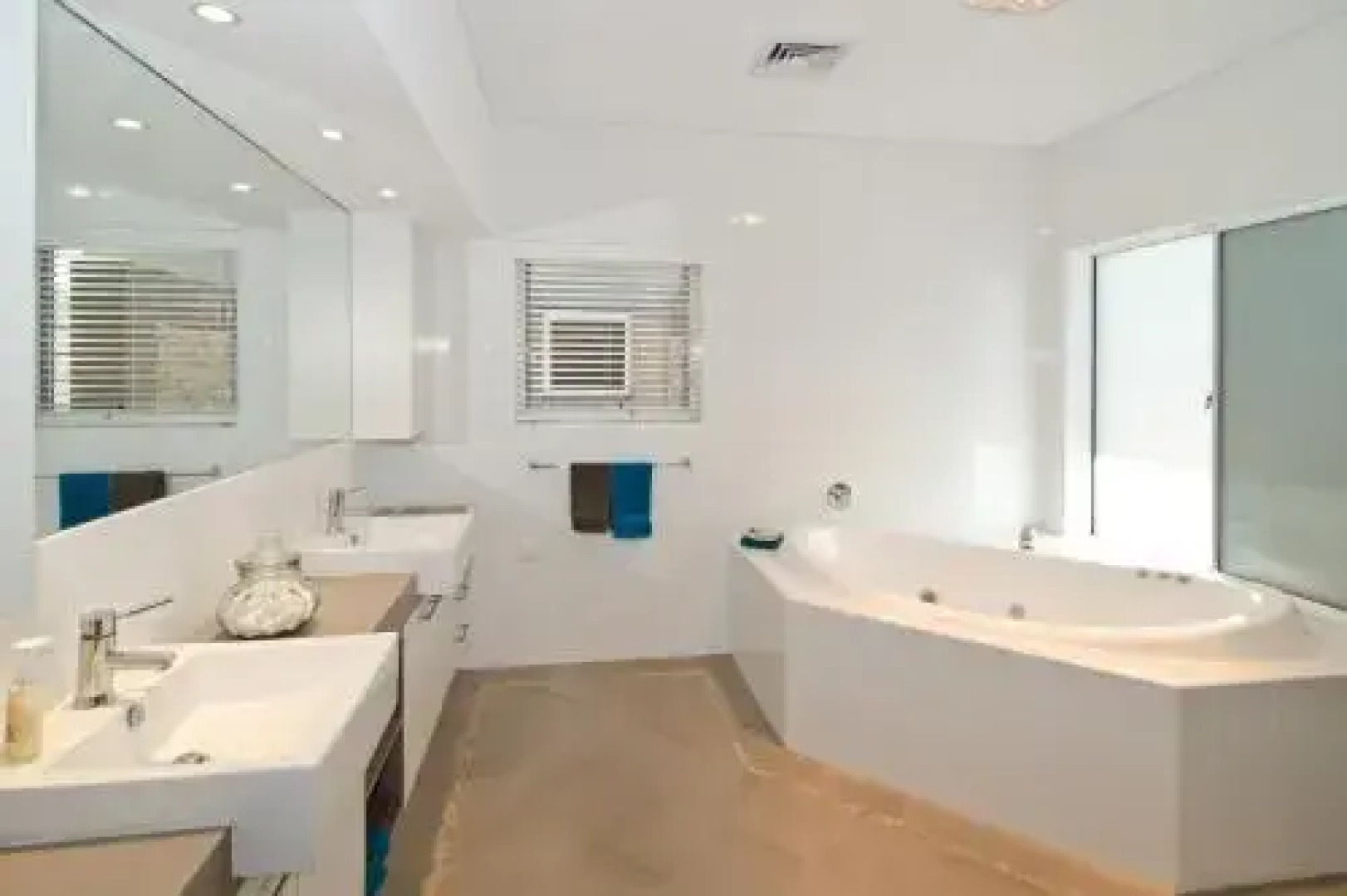 Dunsborough Holiday Homes – 6 Bernier Retreat