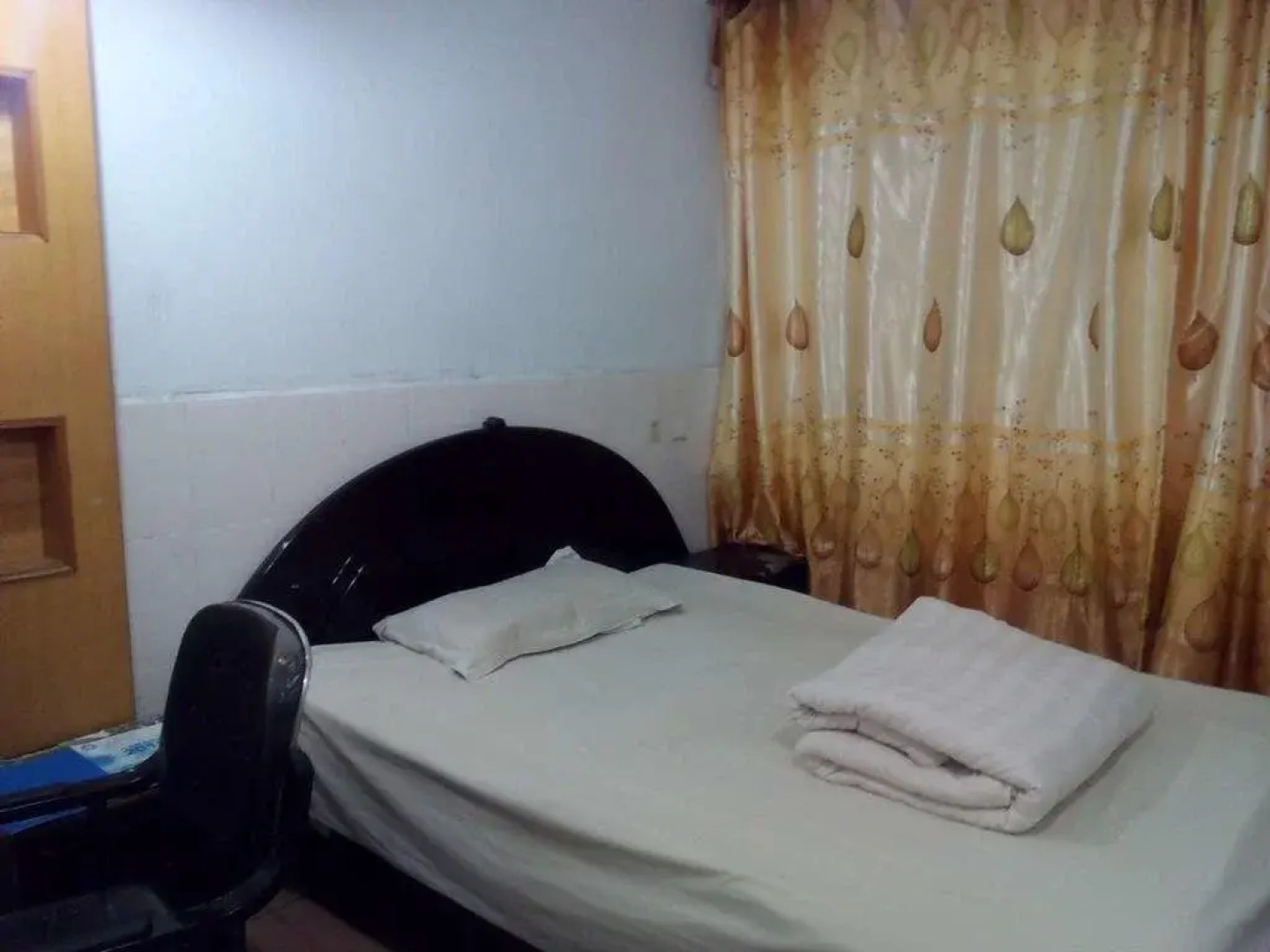 Pingdingshan Longsheng Guest House