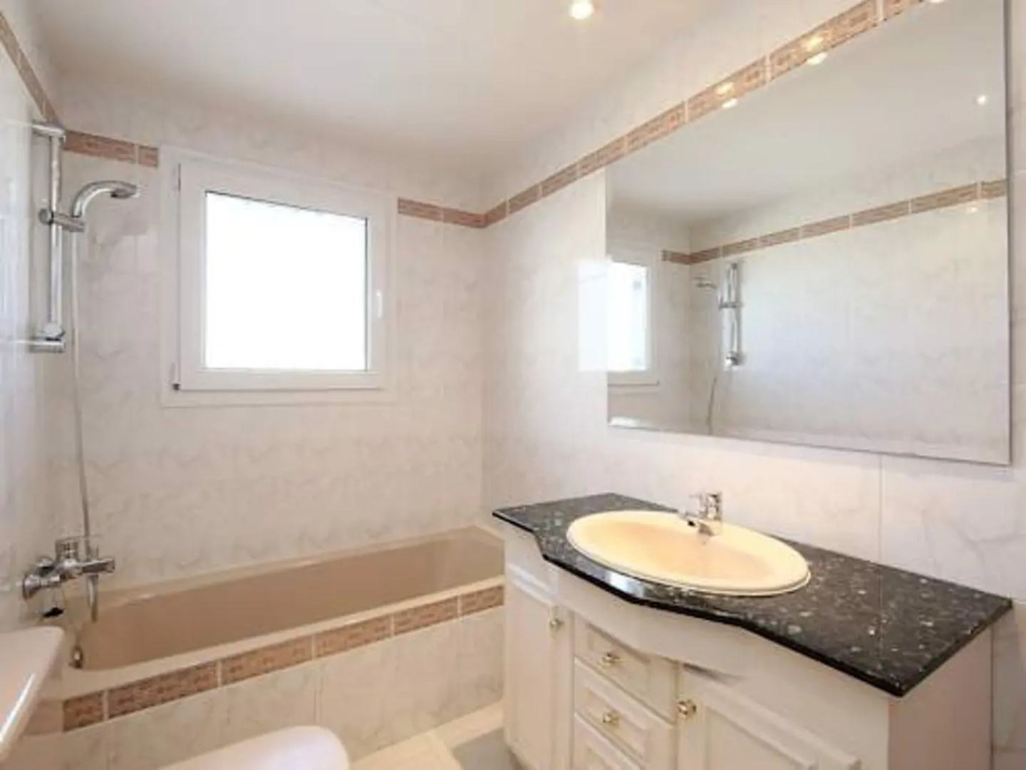 Apartment MARITIM II