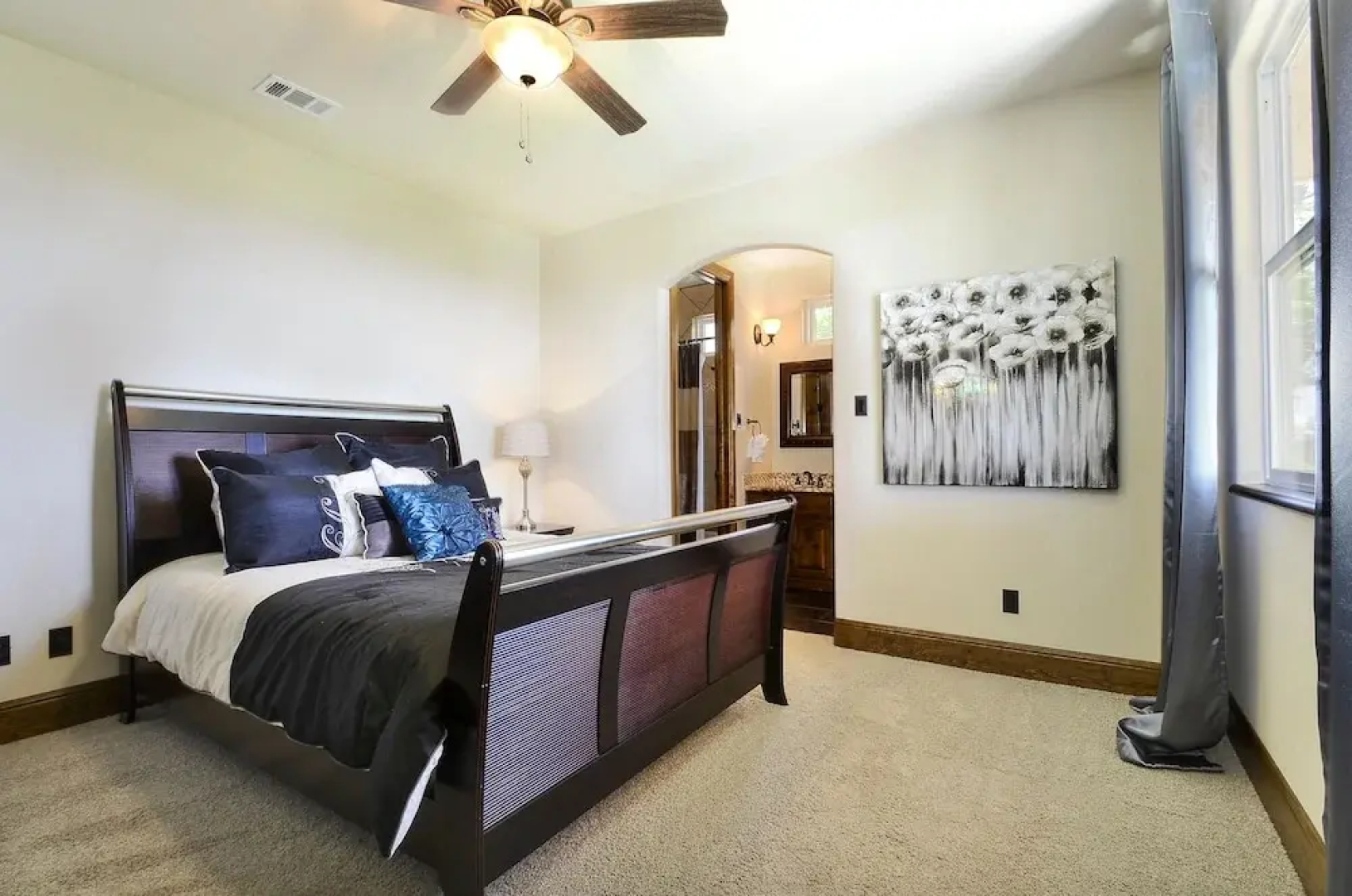 4BR 3 5BA Lake View Resort at the Hollows by RedAwning