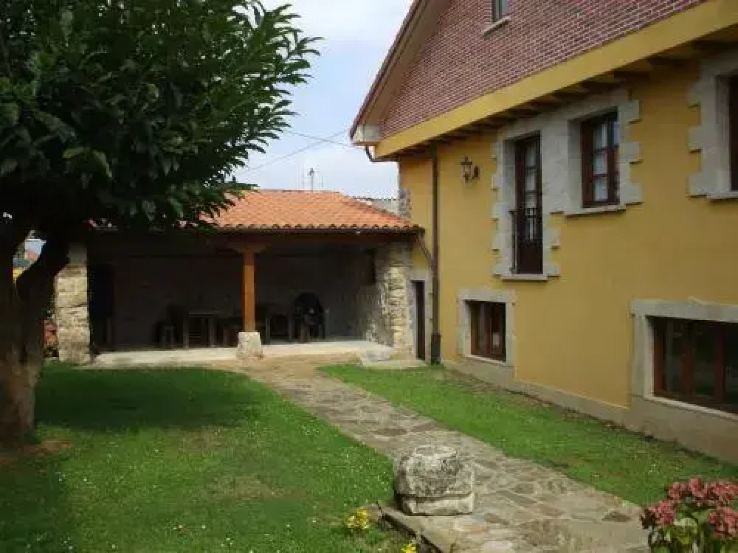 Apartamentos La Corraliza