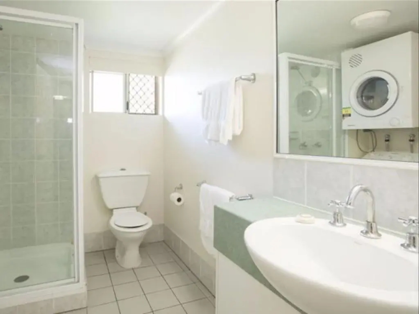 Seascape Holidays - 30 Mahogany Sands