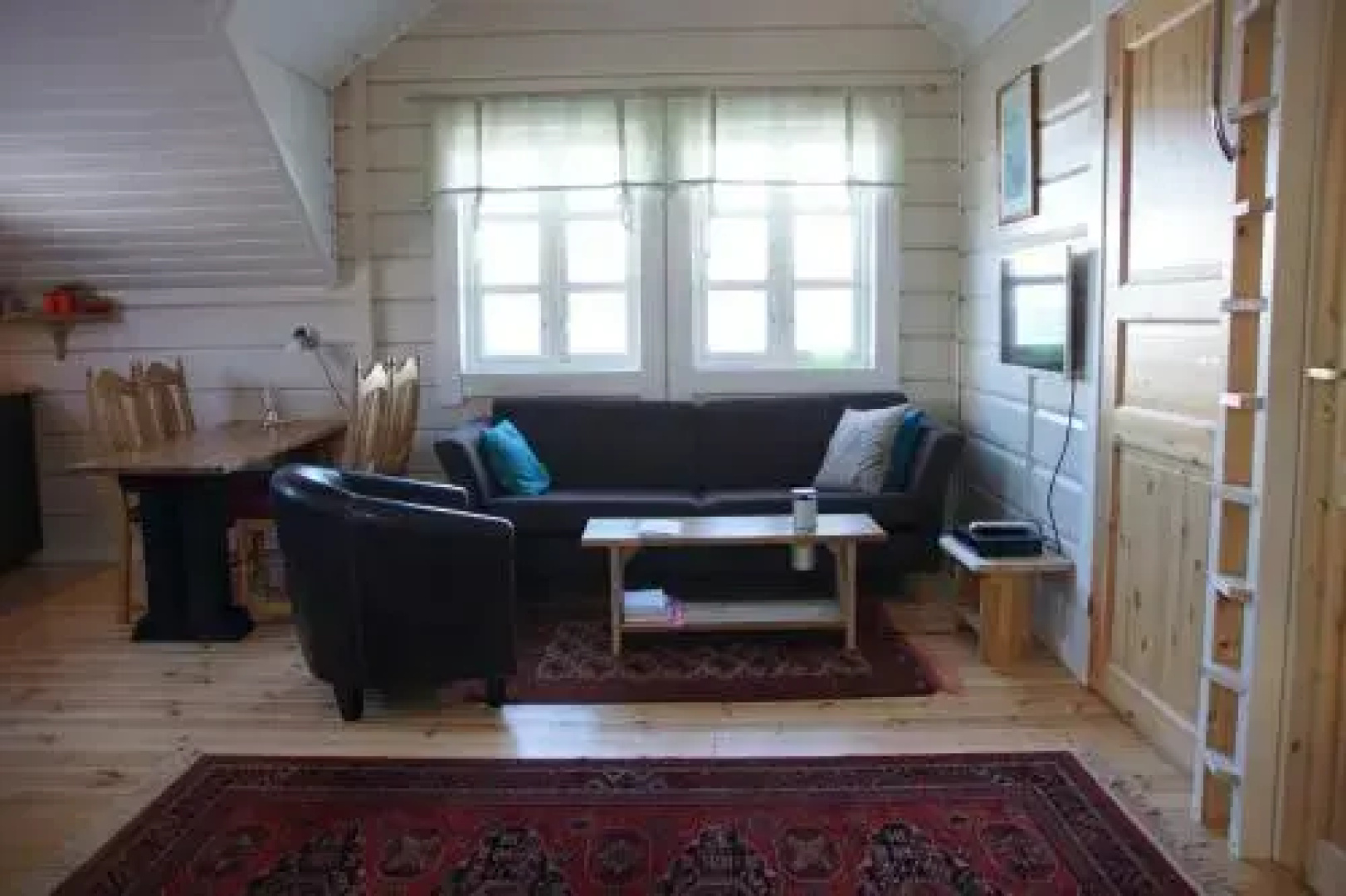 Aaroybukt Guesthouse