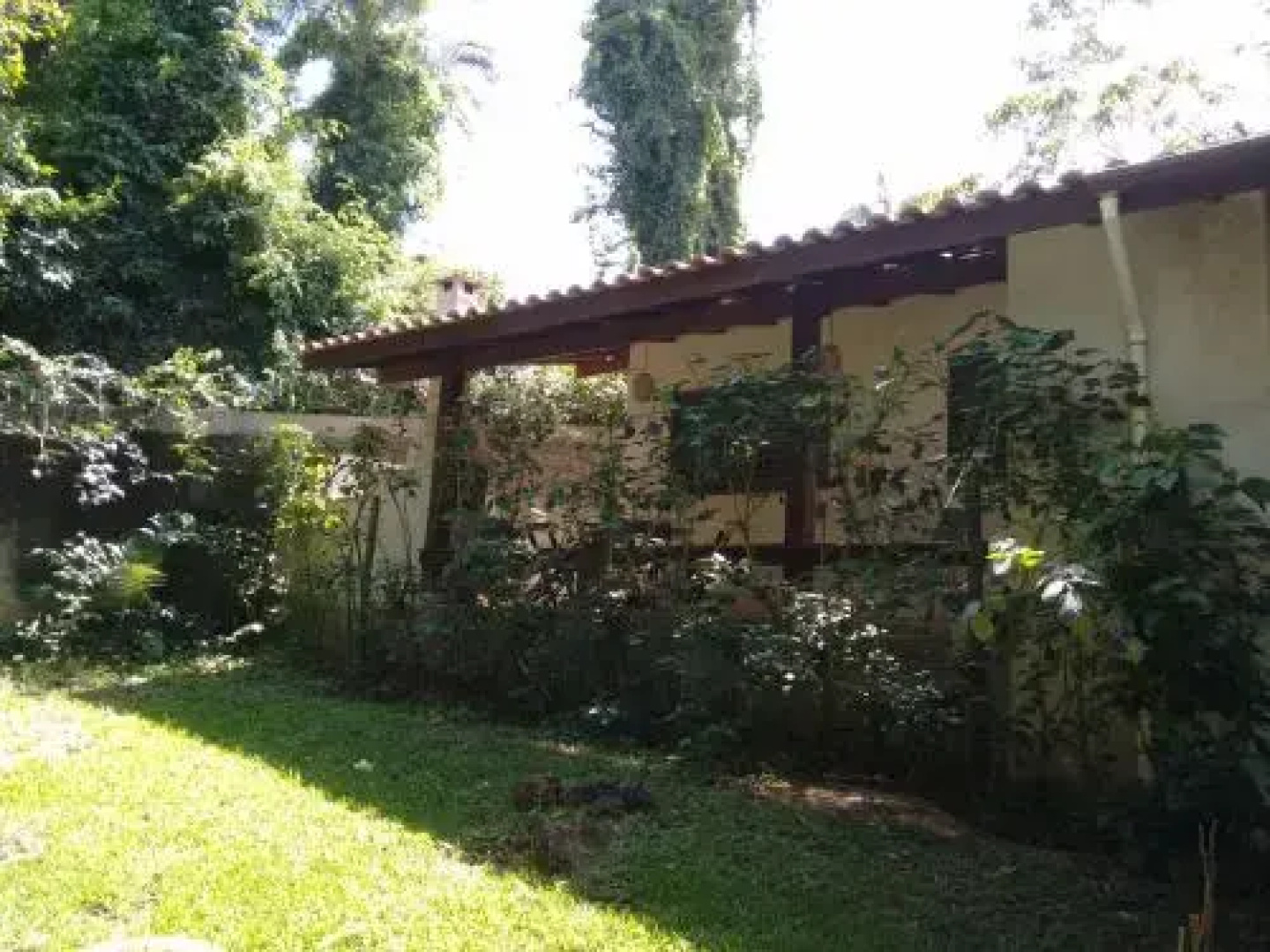 Casa e Chalé na Praia do Julião