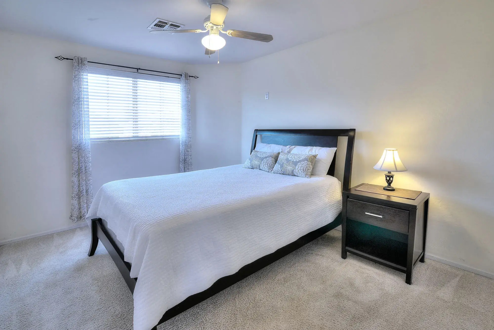 Bel Fleur - 6 Bed Home - Litchfield Park
