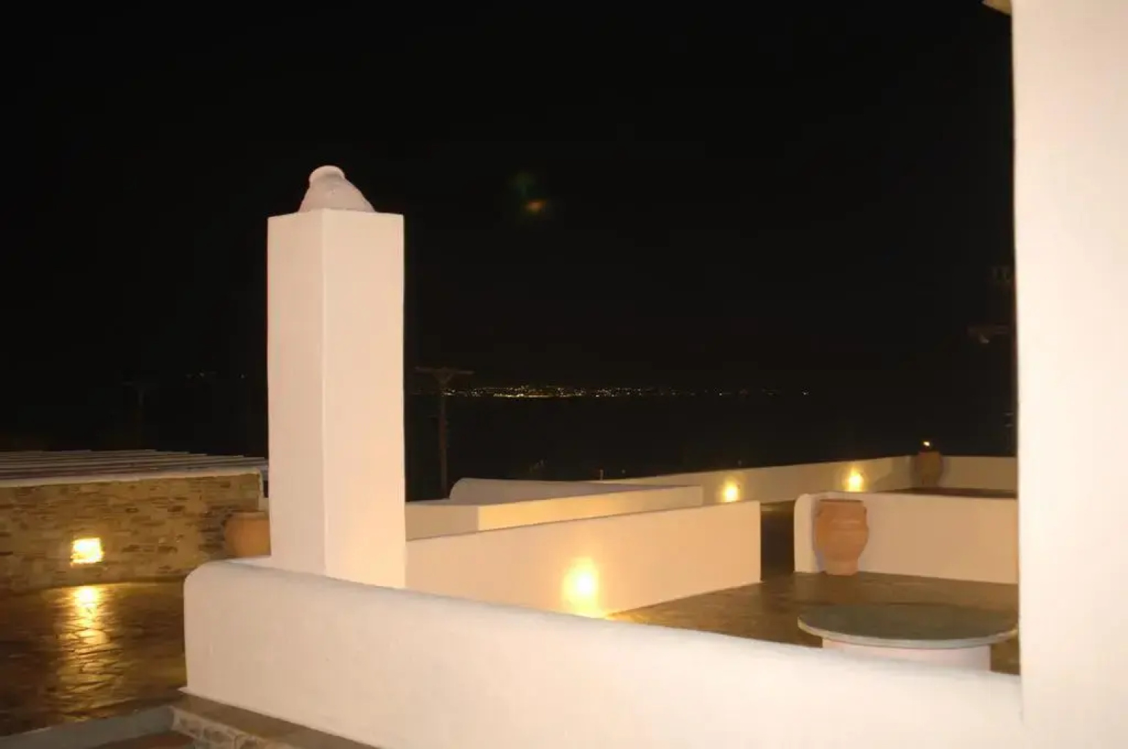 I Anatoli tou Porto Tinos