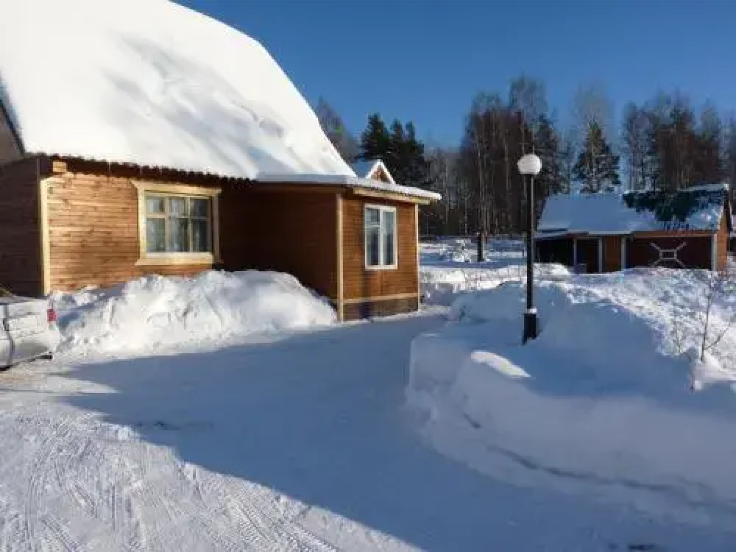 Country House By Pertozero