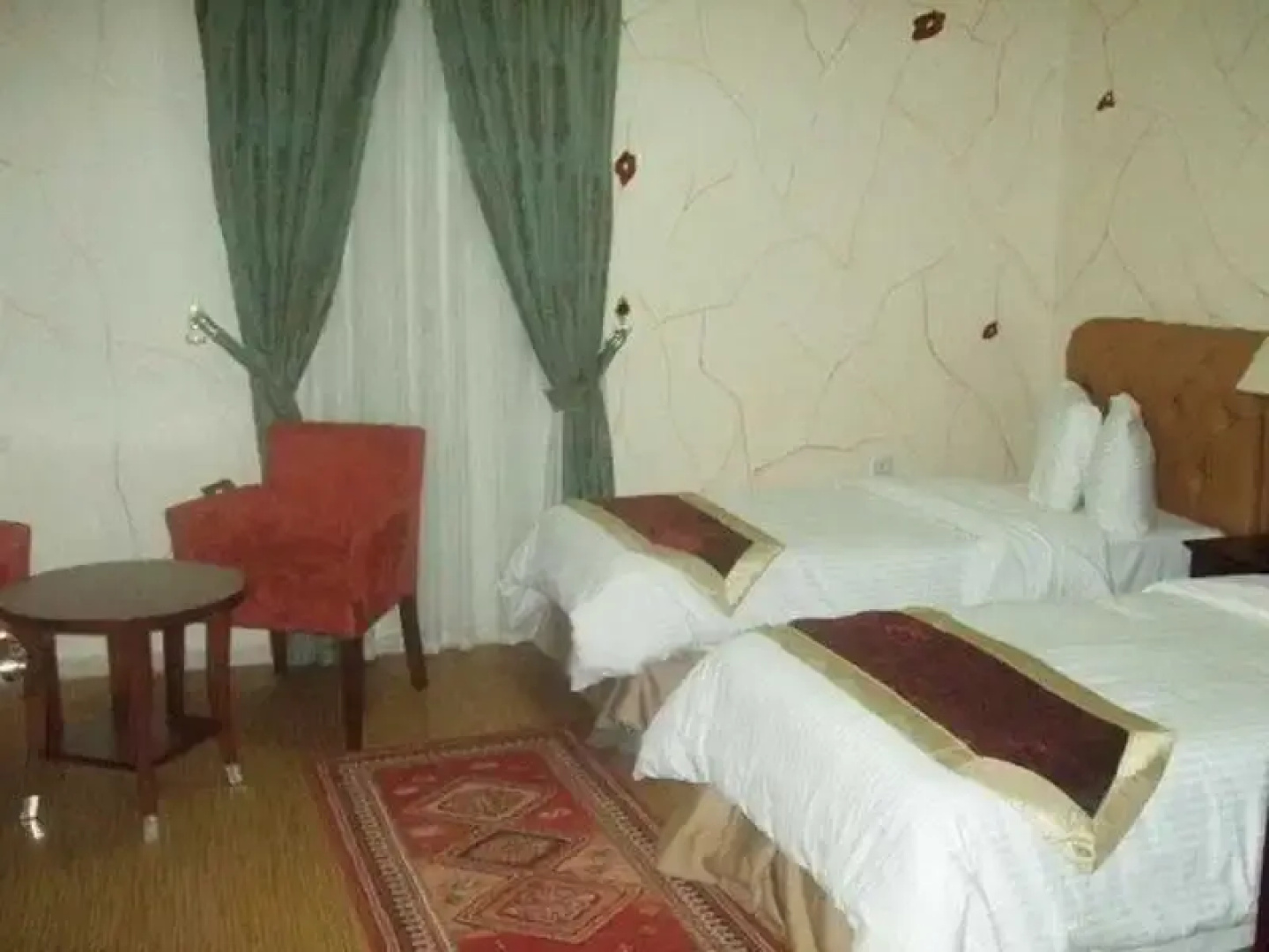 Al-Ghazal Suites Hotel