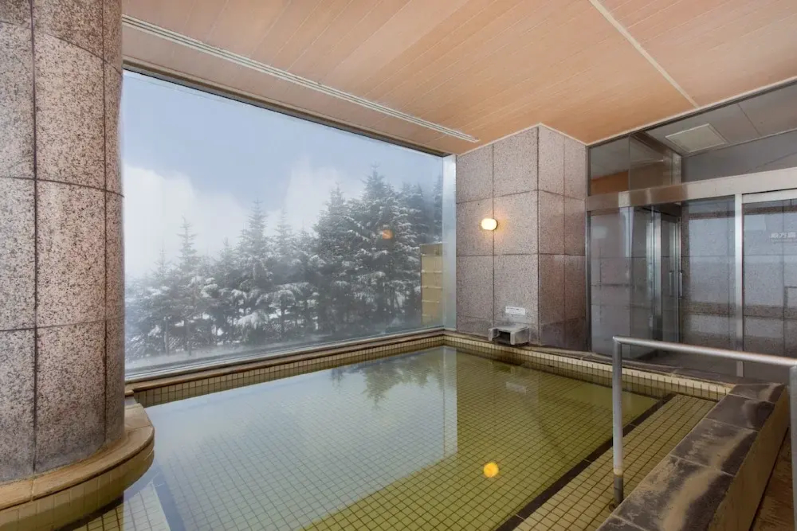 白神山酒店度假村(Naqua Shirakami Hotel Resort)