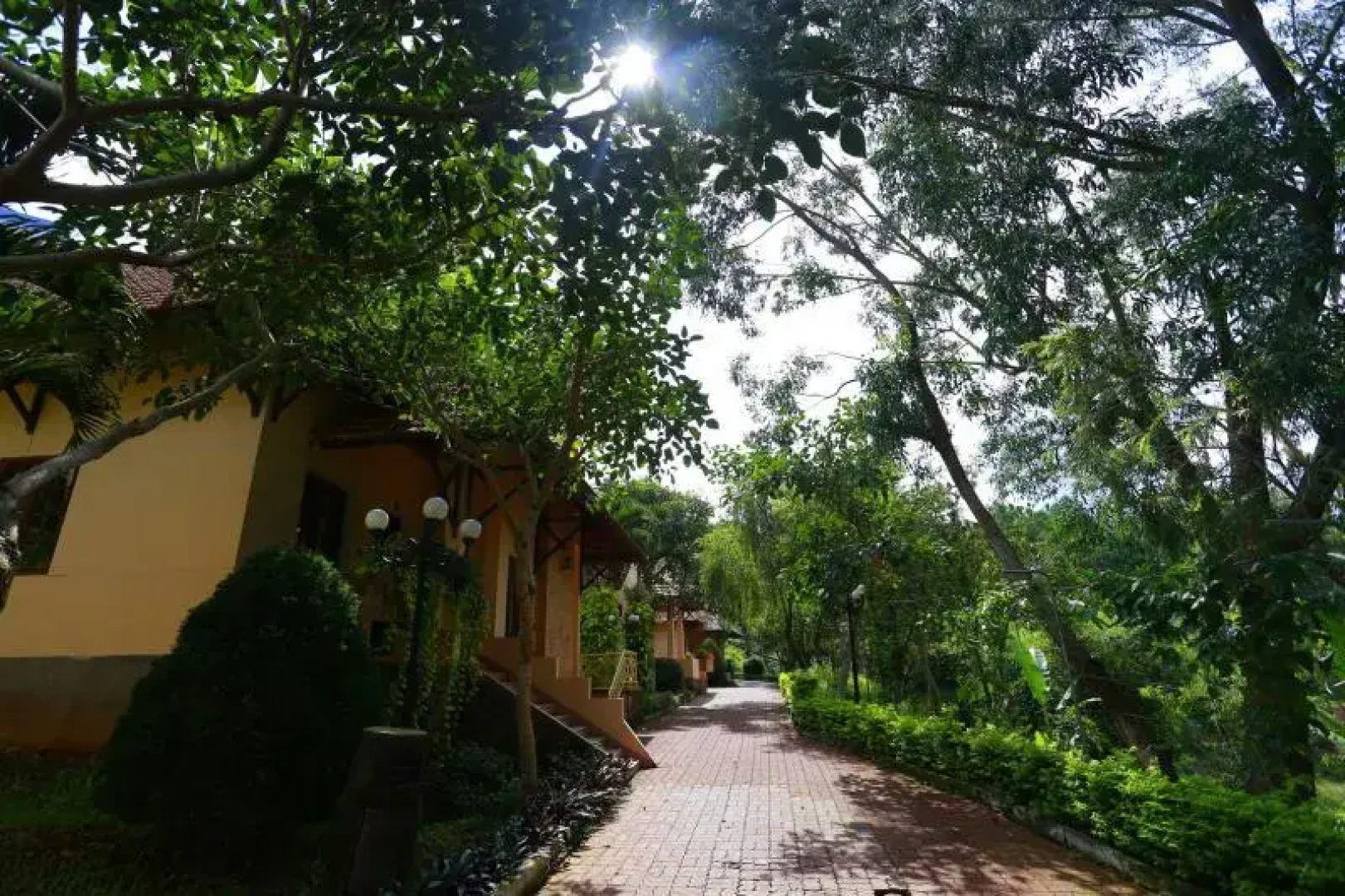 HANZ Hotel Thien Duong Xanh