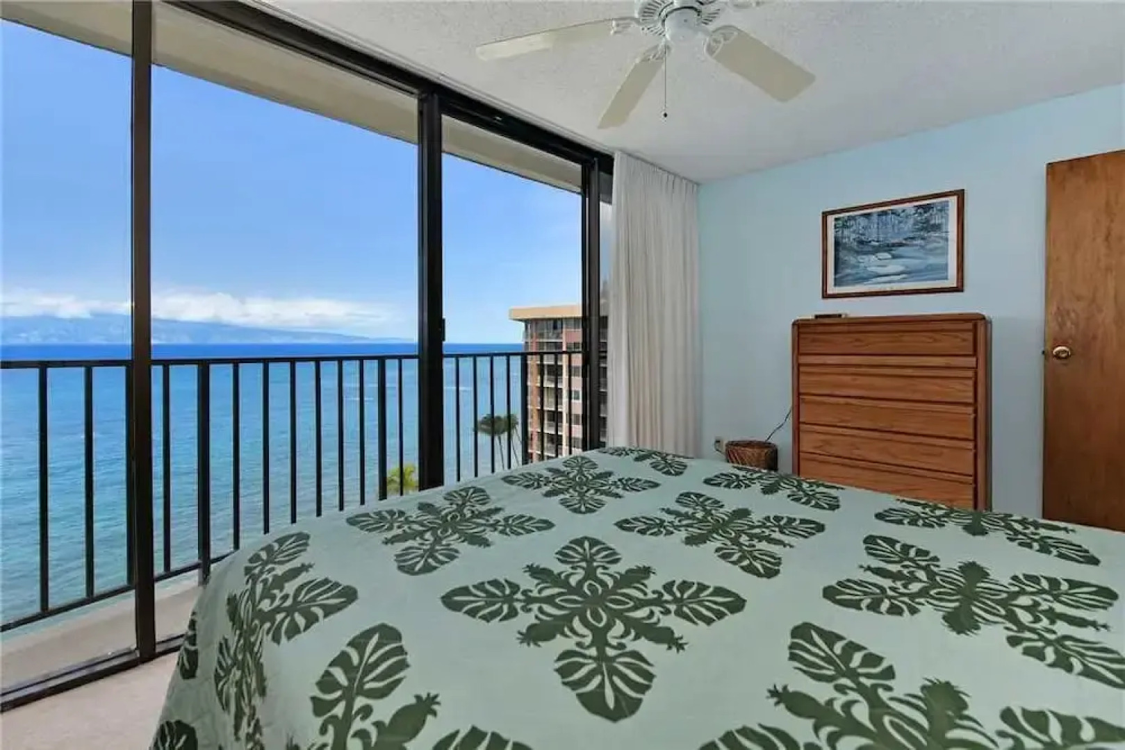 Valley Isle 1204 by RedAwning