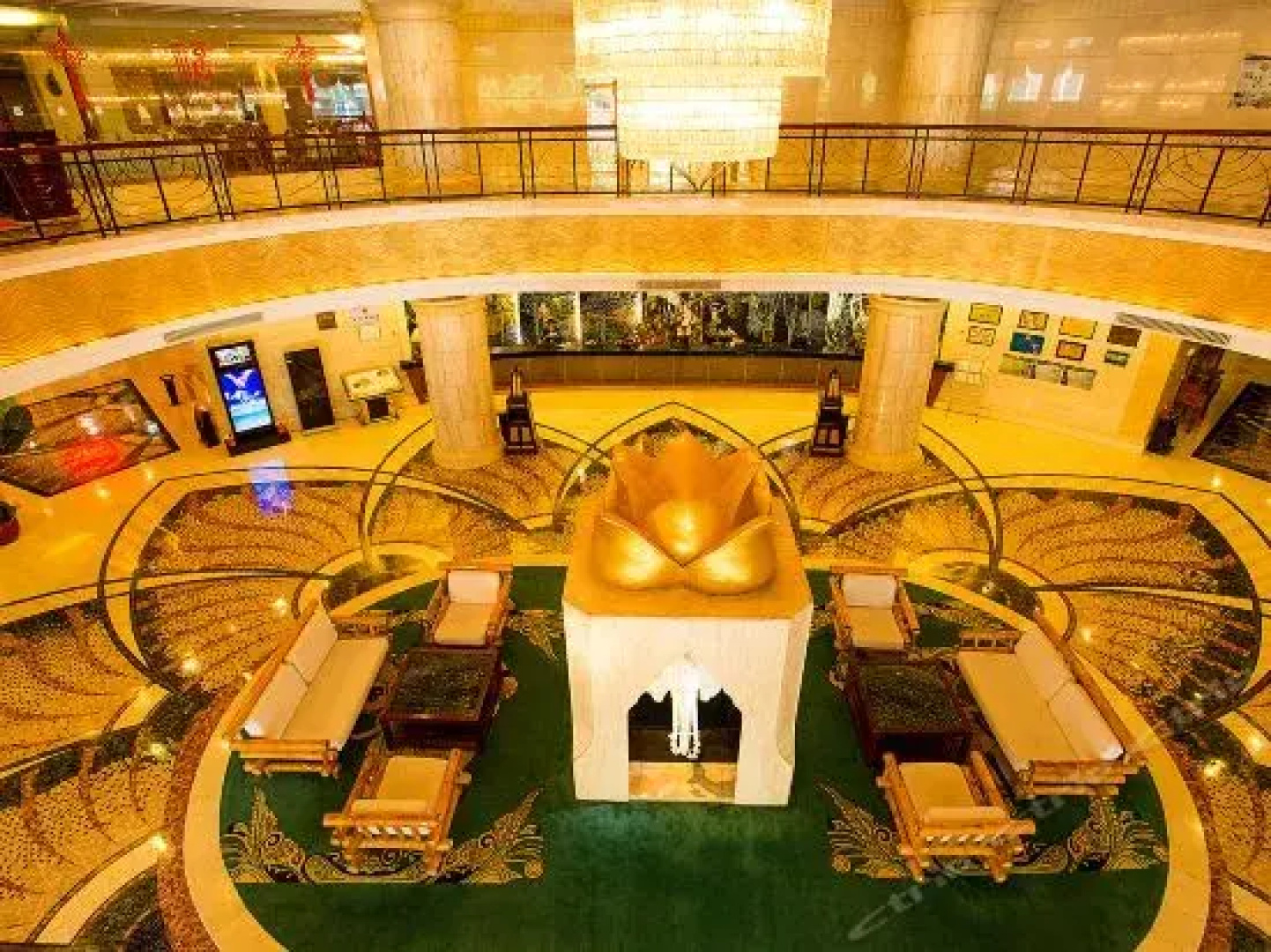 King Land Hotel