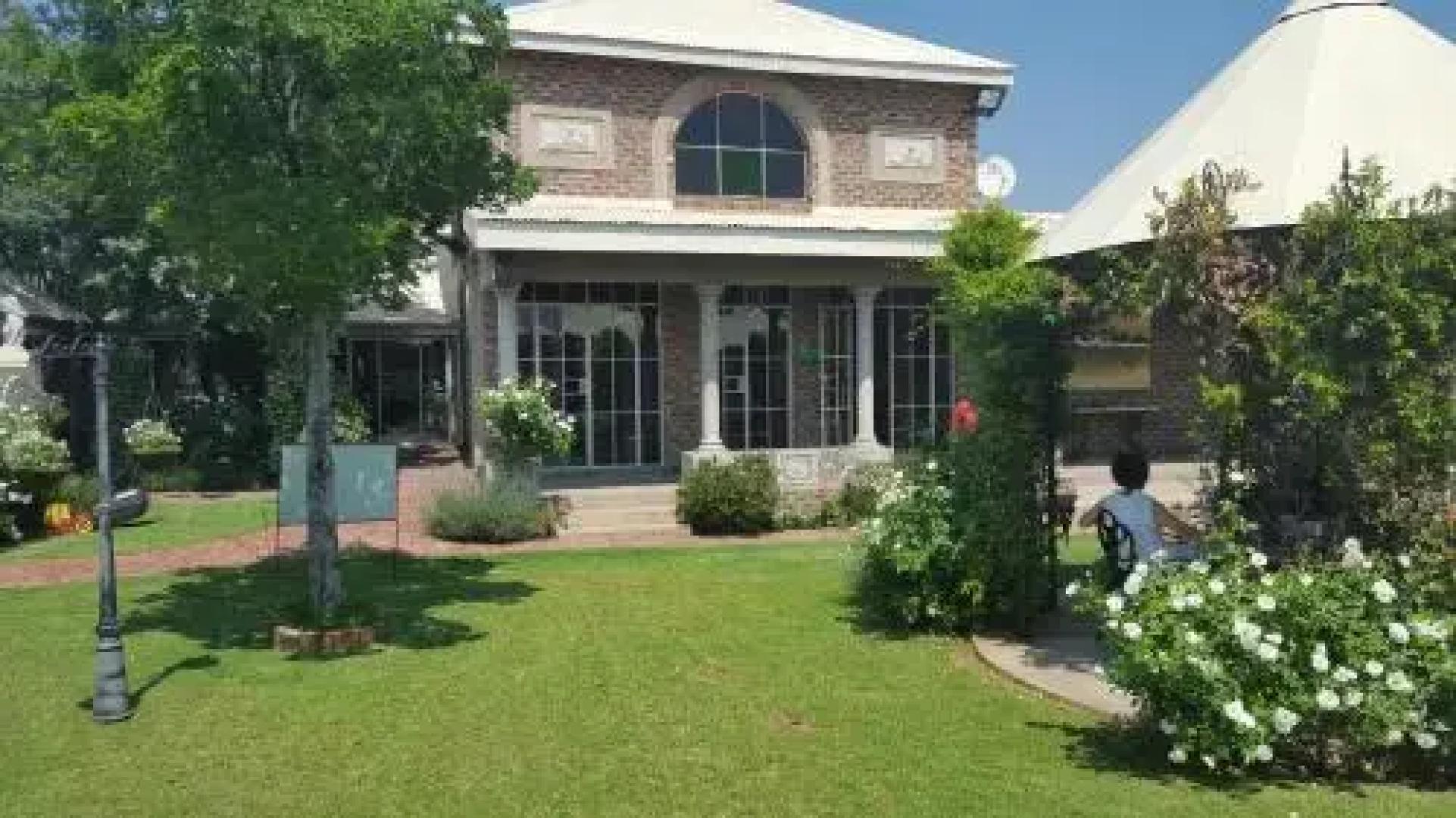 Art Lovers Guesthouse